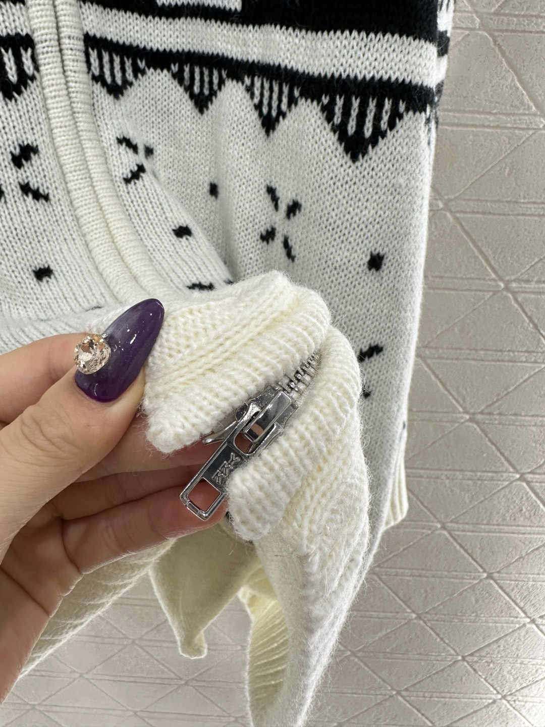 ♥Eudemenni*♥2025新品上架 翻领拉链费尔岛针织外套定制YB羊毛纱线织造，质感高级，舒适柔软