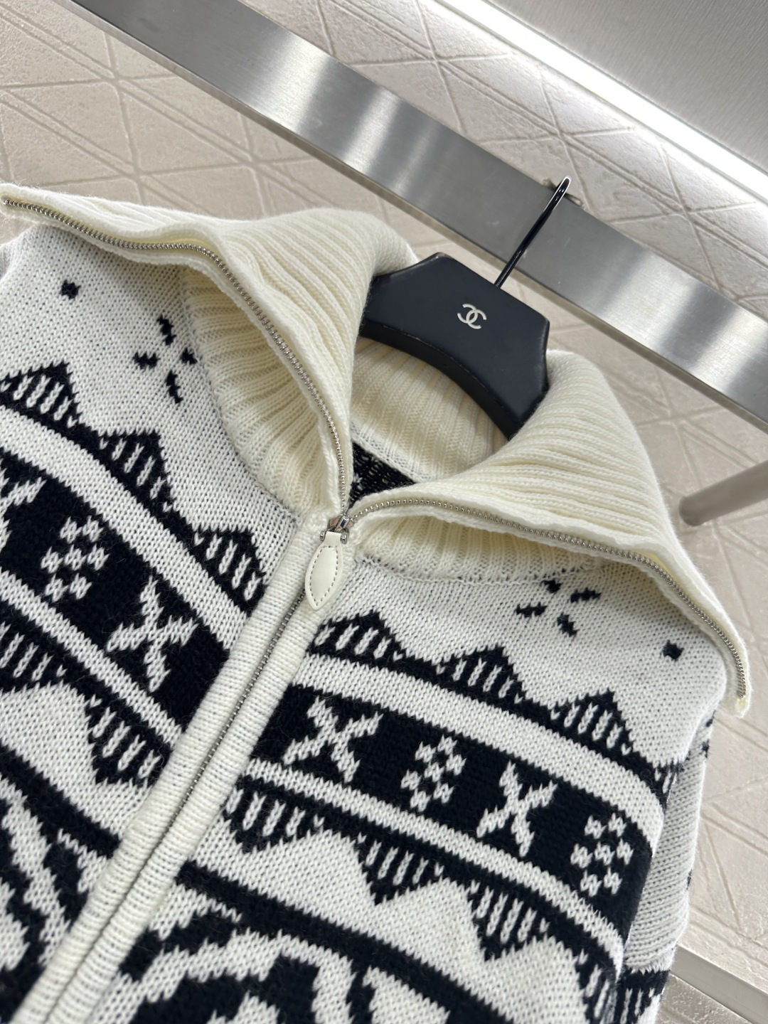 ♥Eudemenni*♥2025新品上架 翻领拉链费尔岛针织外套定制YB羊毛纱线织造，质感高级，舒适柔软