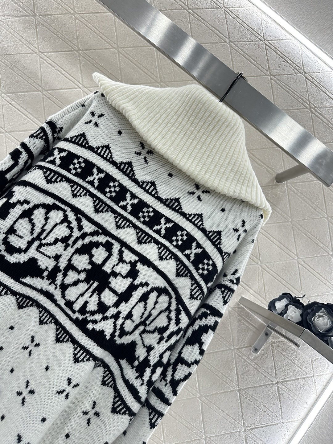 ♥Eudemenni*♥2025新品上架 翻领拉链费尔岛针织外套定制YB羊毛纱线织造，质感高级，舒适柔软