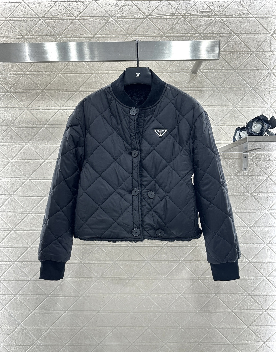 ♥Prad*♥2025新品上架 两面穿羊羔毛棉服外套定制YB防风防水尼龙➕羊羔毛材质，设计独特，保暖舒适