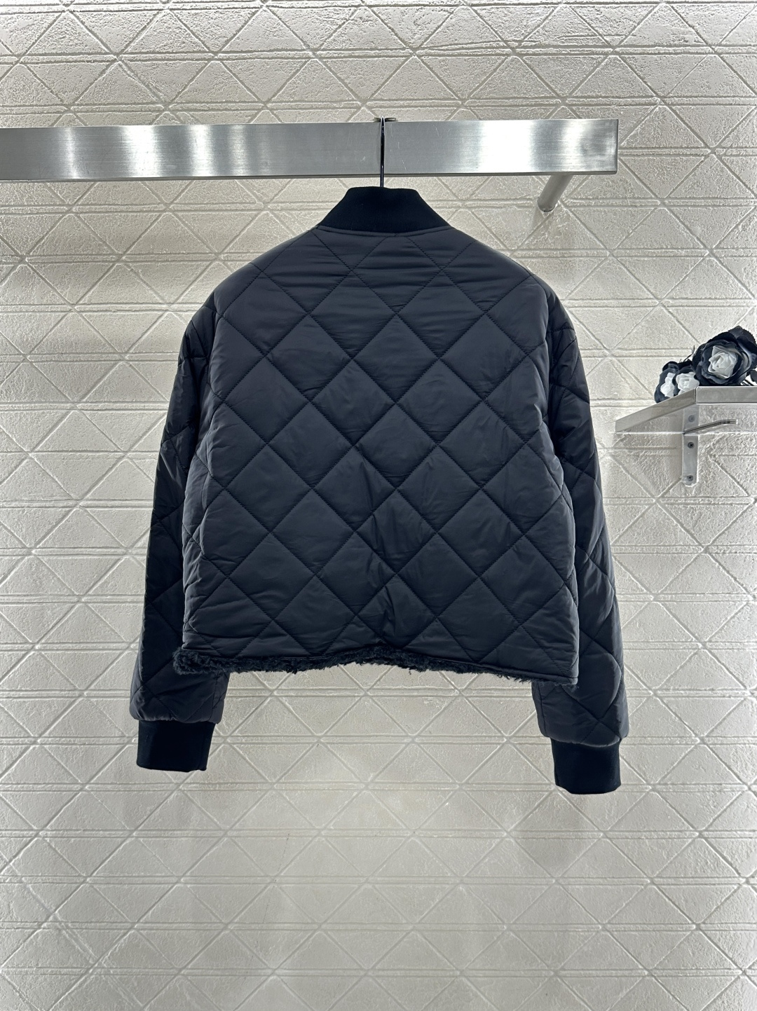 ♥Prad*♥2025新品上架 两面穿羊羔毛棉服外套定制YB防风防水尼龙➕羊羔毛材质，设计独特，保暖舒适