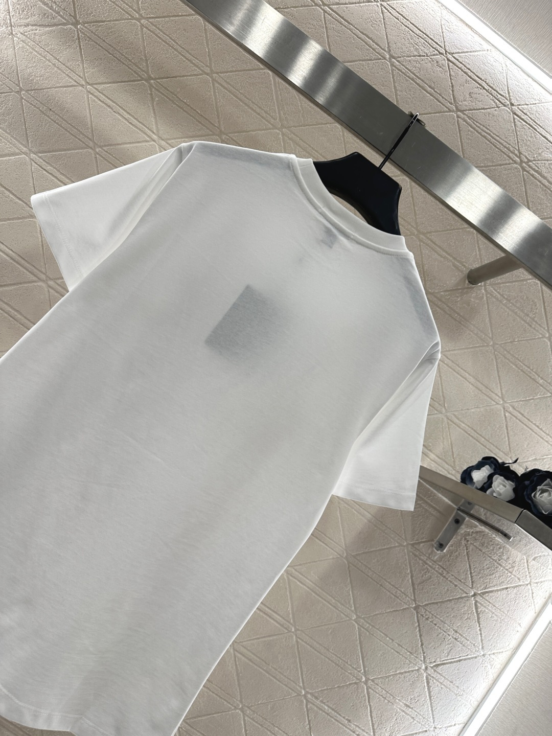 ♥Louis Vuitto*♥2025新品上架 圆领卡通印花𝑇𝑒𝑒定制YB斜纹全棉材质，质感细腻，舒适透