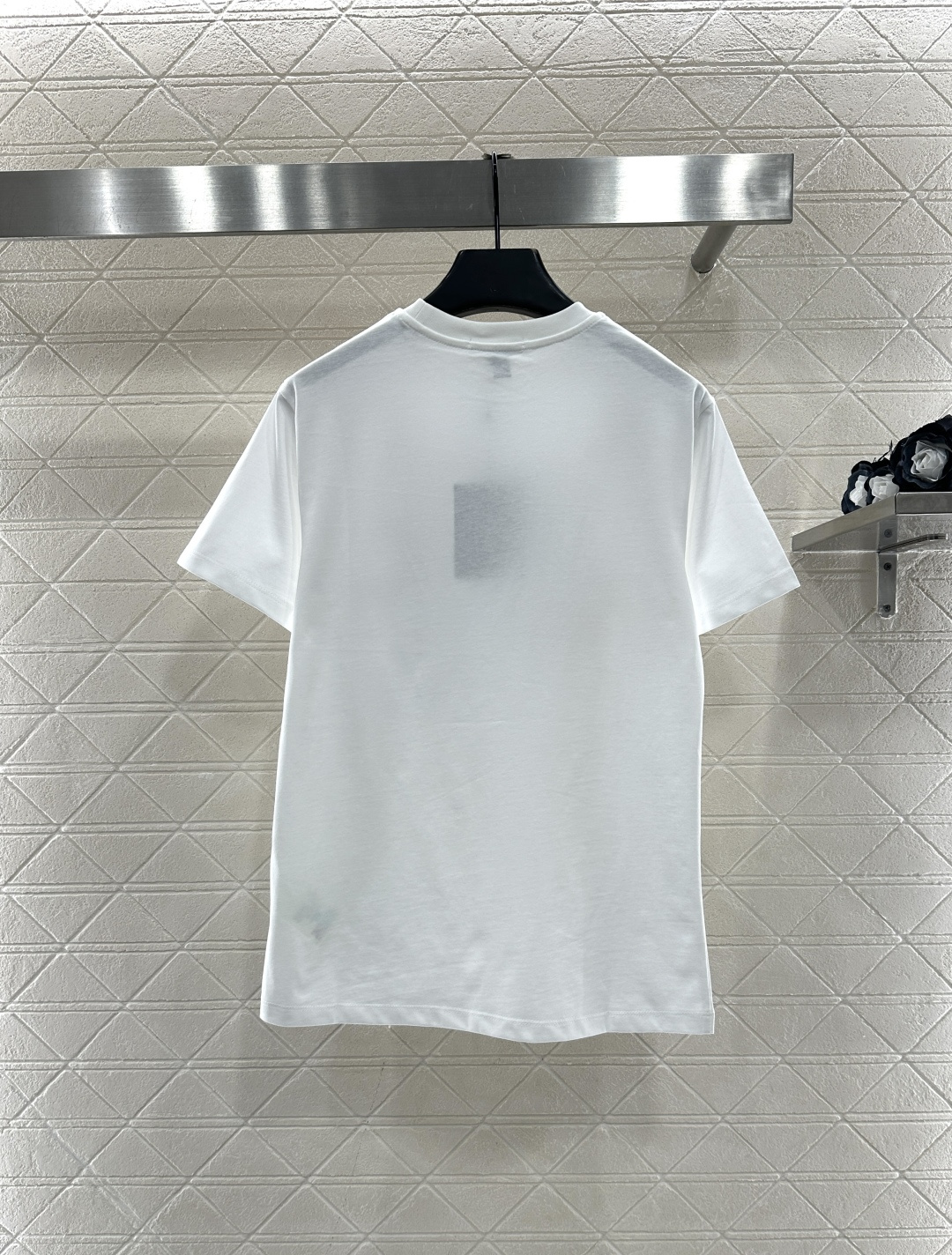 ♥Louis Vuitto*♥2025新品上架 圆领卡通印花𝑇𝑒𝑒定制YB斜纹全棉材质，质感细腻，舒适透