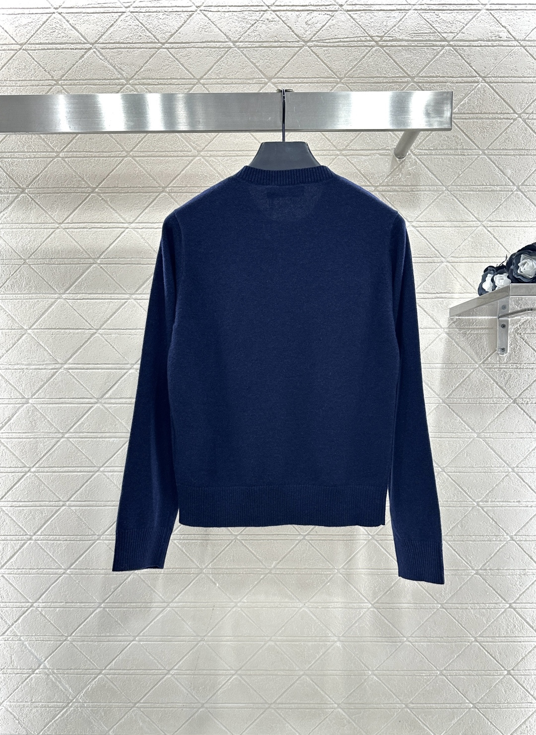 ♥Miumi*♥2025新品上架 纽扣半开襟针织长袖定制YB羊毛纱线织造，质感高级，舒适柔软，圆领针织长