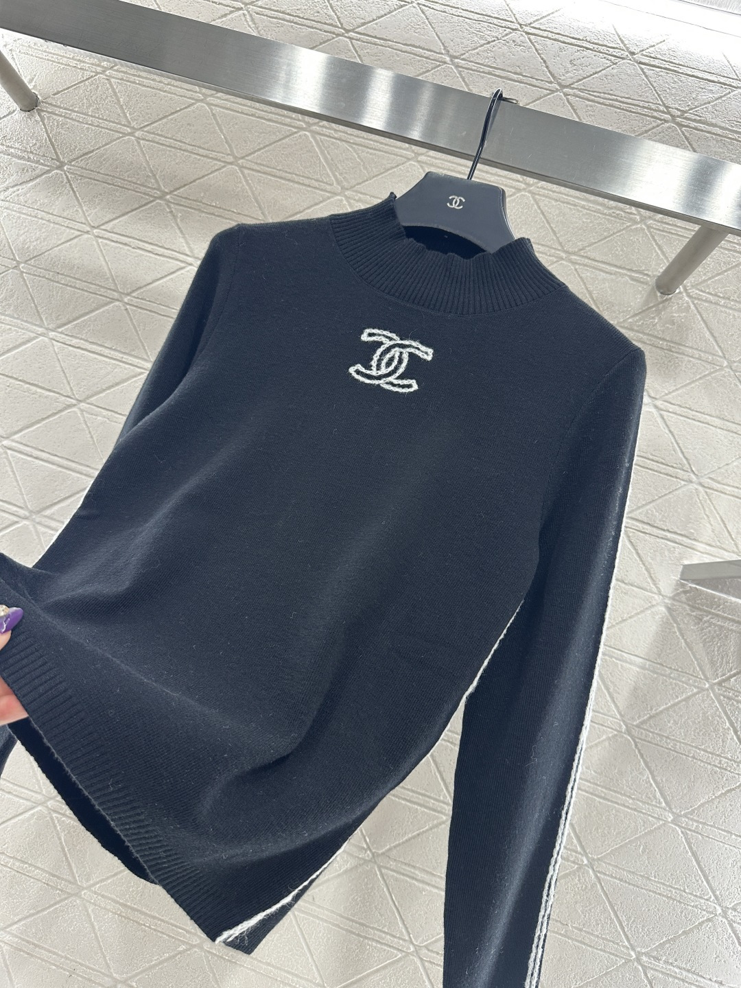 ♥Chane*♥2025新品上架 立领针织打底25coco滑雪🎿系列#定制YB羊毛纱线织造，质感细腻，穿