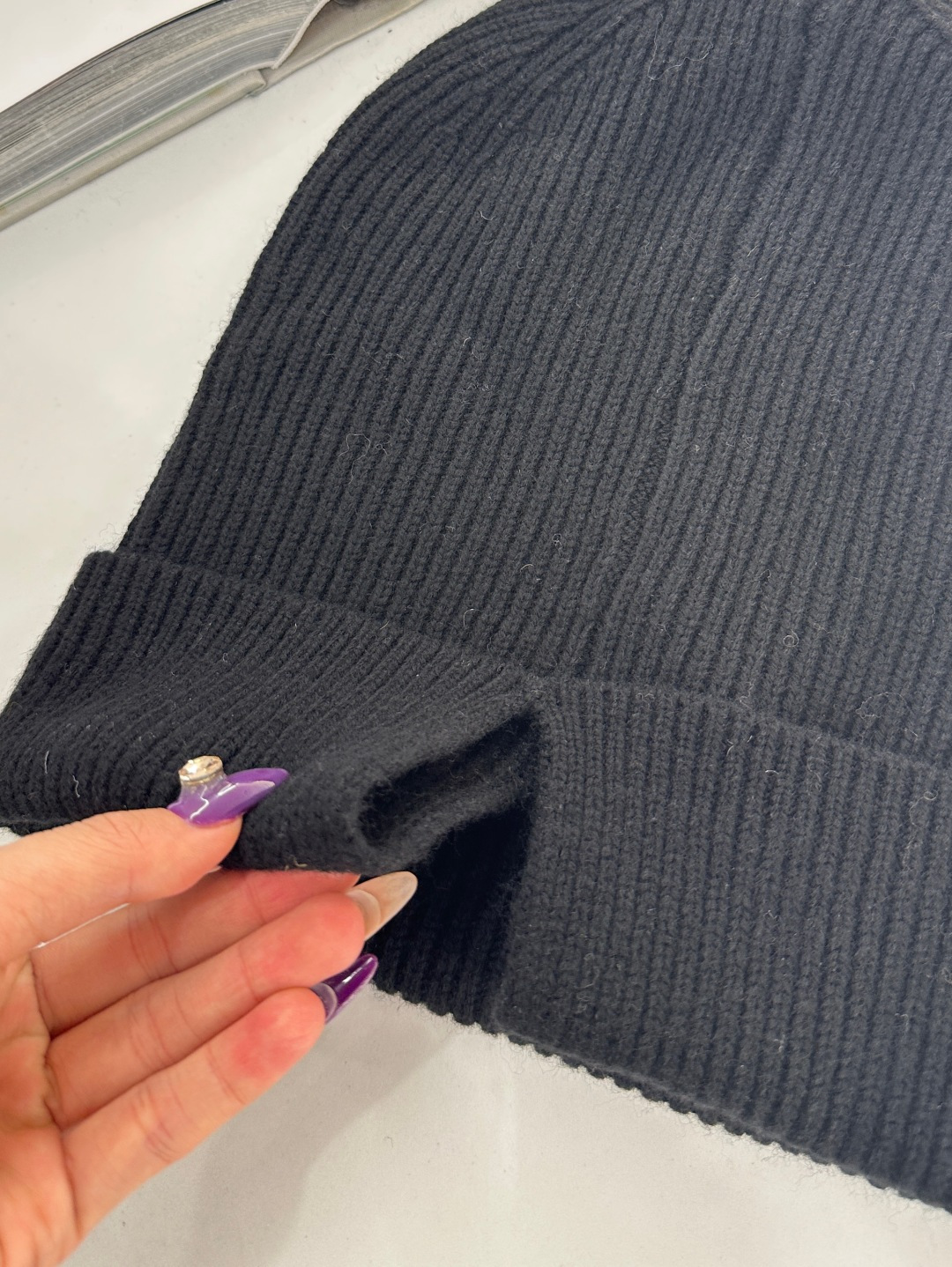 ♥Louis vuitto*♥2025新品上架 徽标羊绒针织帽定制YB羊绒材质，亲肤柔软，保暖舒适，素色