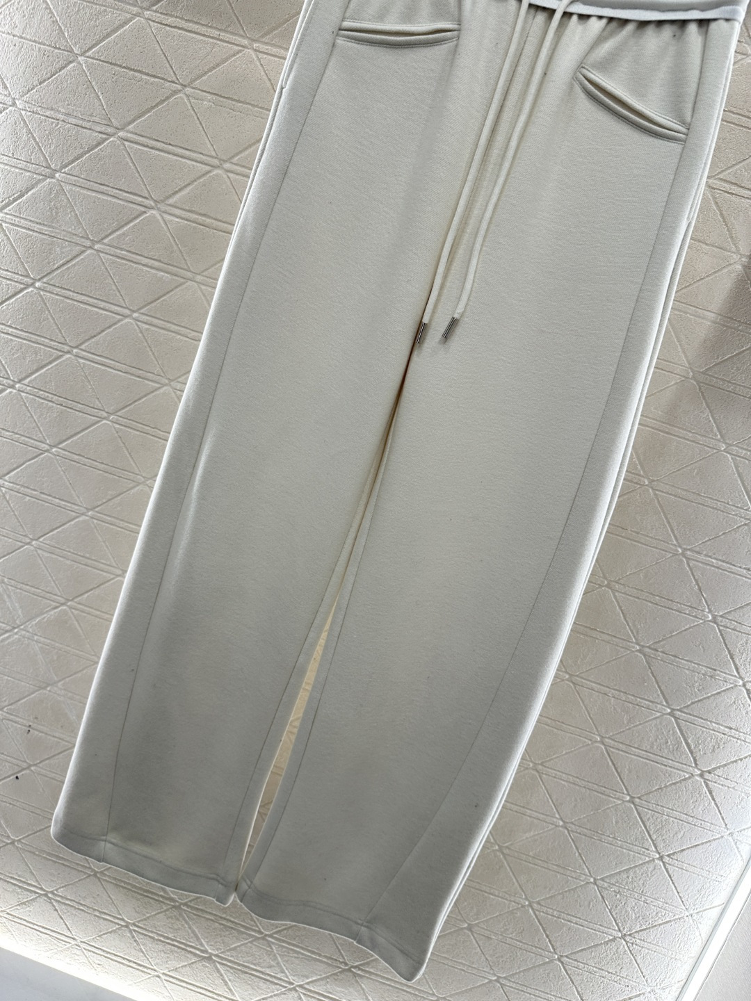 ♥Chane*♥2025新品上架 高腰织带抽绳阔腿长裤定制YB进口棉纶材质，面料柔软舒适，光泽细腻，高腰