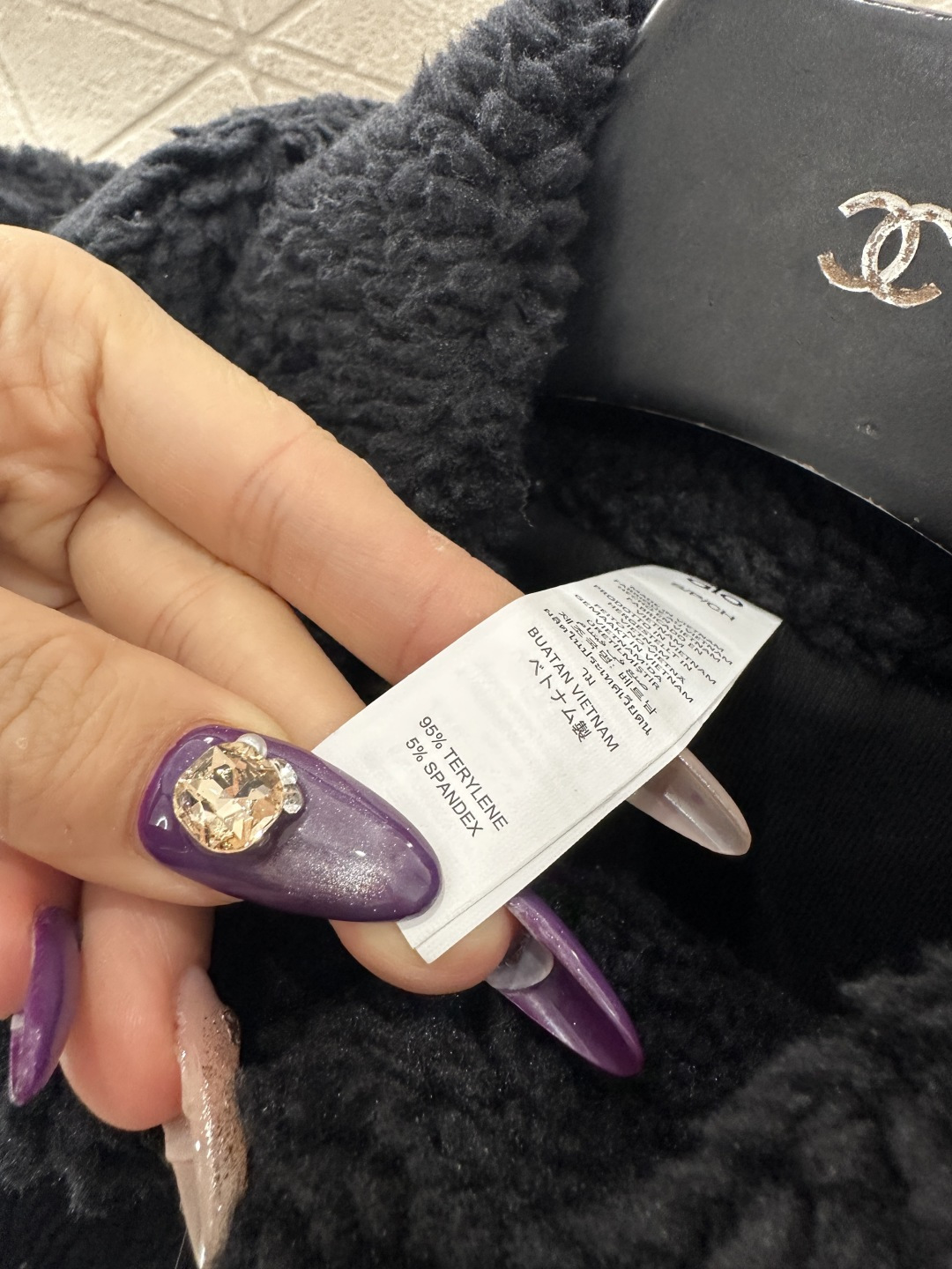 ♥Alo*♥2025新品上架 羊羔毛滑雪外套外套定制YB进口羊羔毛材质，颗粒毛绒肌理，舒适保暖，连帽外套