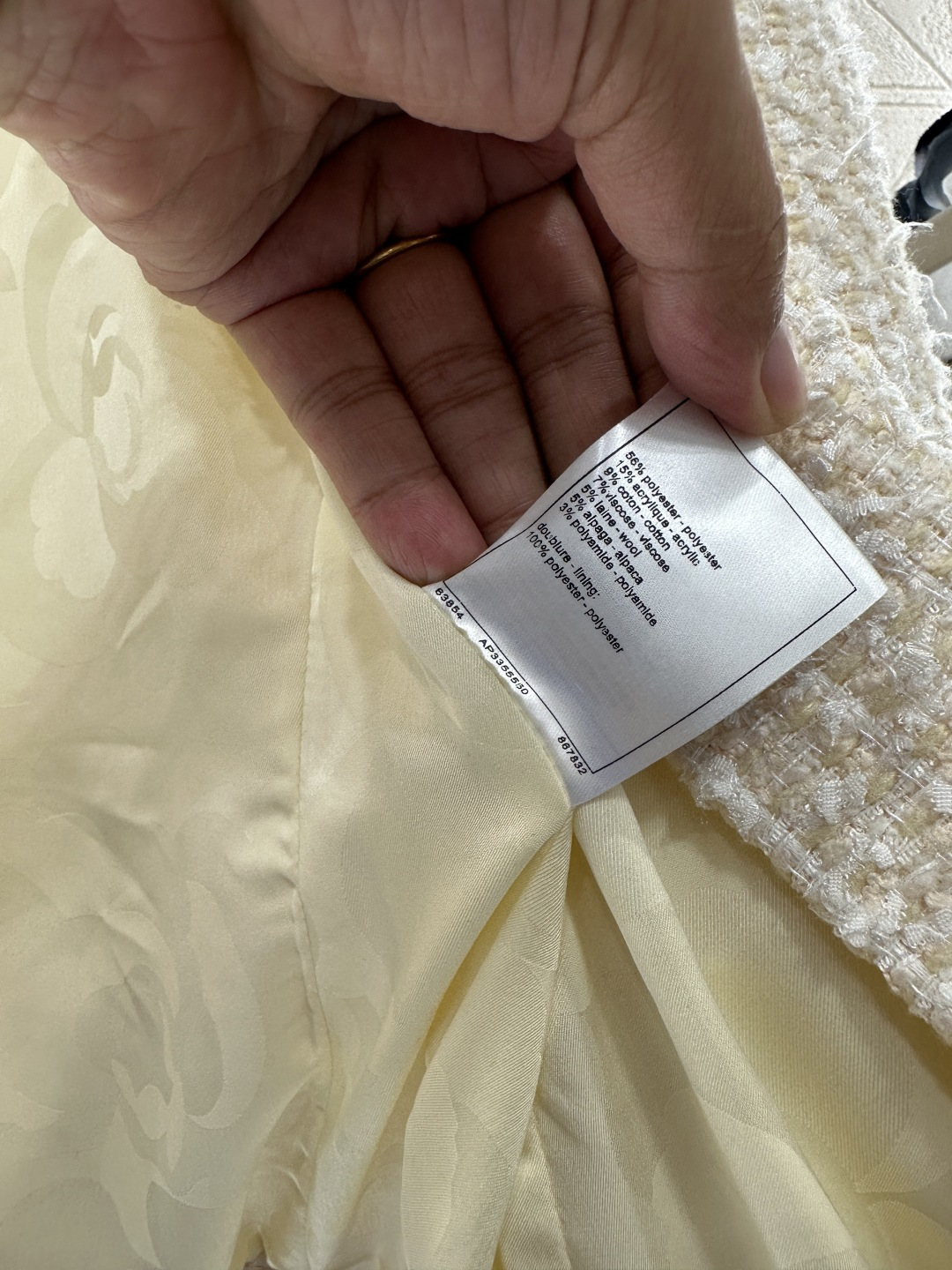 ♥Chane*♥2025新品上架 粗纺圆领洋装外套定制YB进口粗纺羊毛呢材质，肌理明显，毛料肉眼可见，质