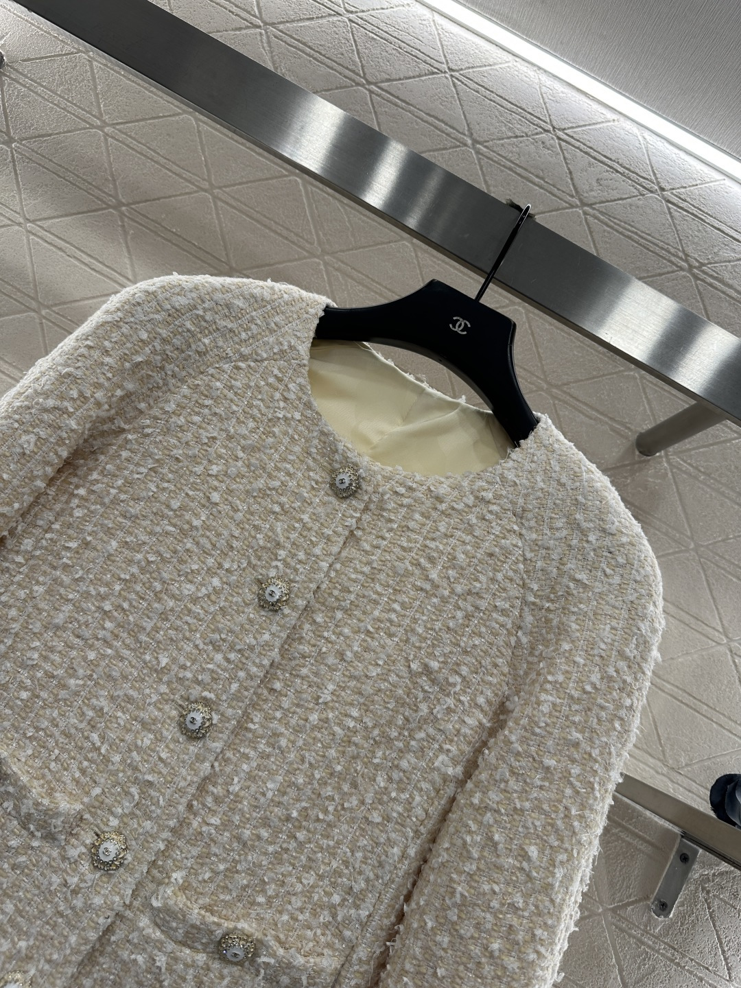 ♥Chane*♥2025新品上架 粗纺圆领洋装外套定制YB进口粗纺羊毛呢材质，肌理明显，毛料肉眼可见，质