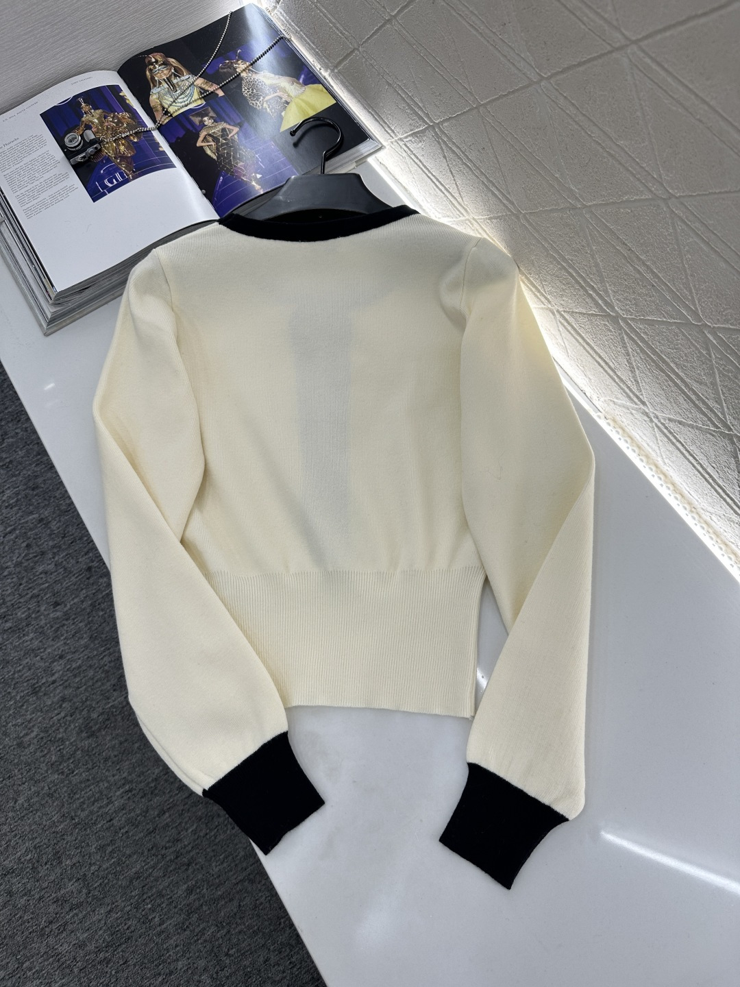 ♥Chane*♥2025新品上架 圆领镂空蝴蝶结针织长袖定制YB羊毛纱线织造，亲肤柔软，透气舒适，针织毛