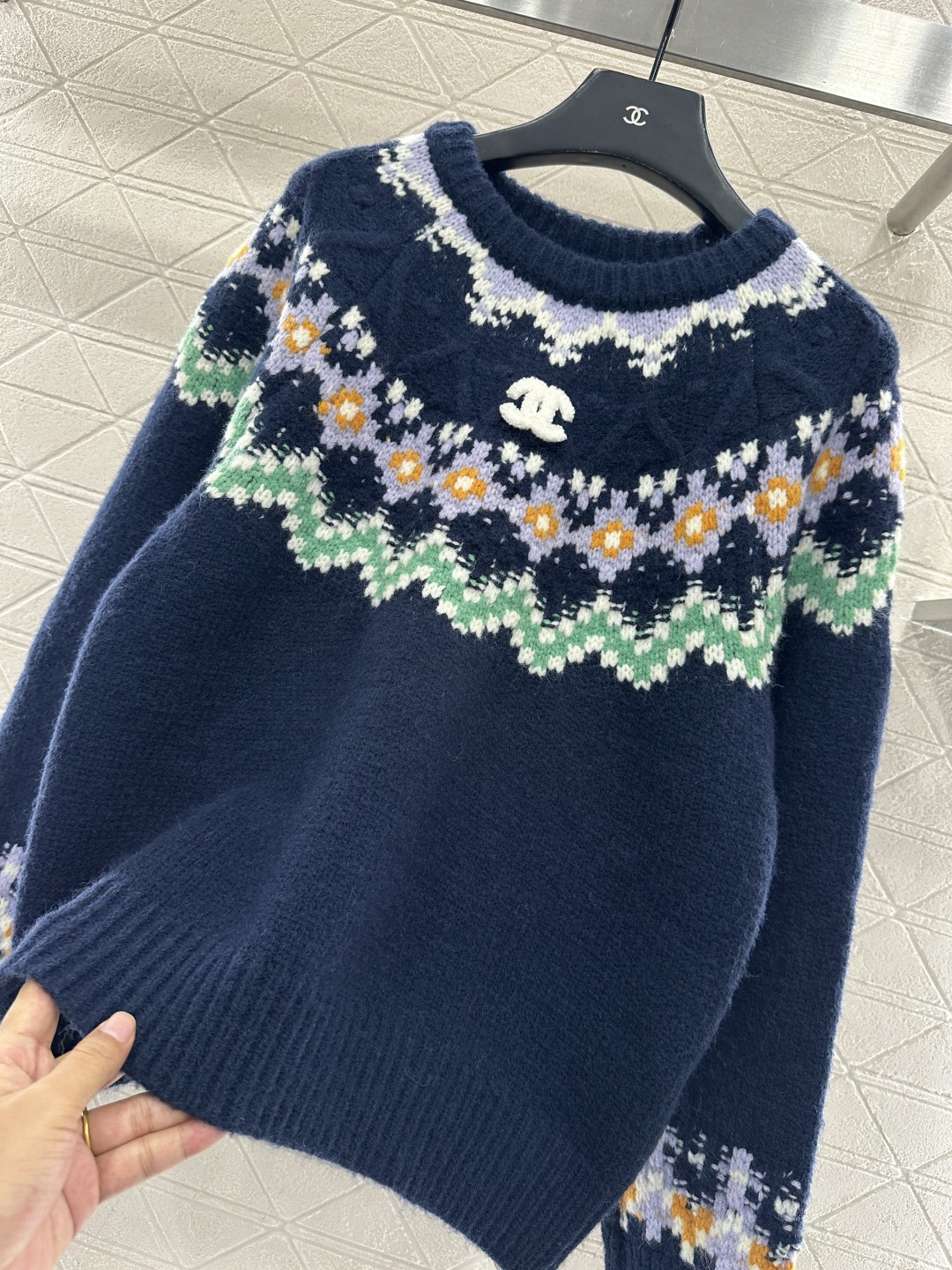 ♥Chane*♥2025新品上架 重工钩花圆领套头毛衣25coco圣诞🧑‍🎄滑雪🎿系列#定制YB羊绒针织