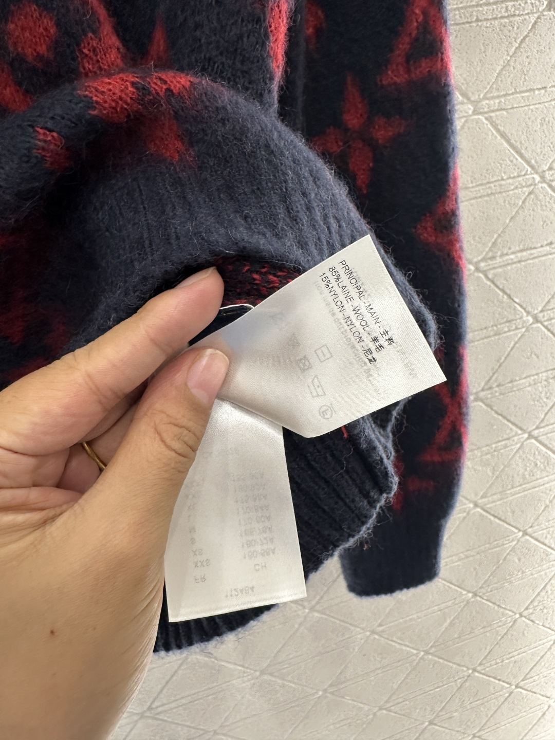 ♥Louis Vuitto*♥2025新品上架 圆领提花针织套头毛衣定制YB羊毛纱线织造，质感细腻，穿搭