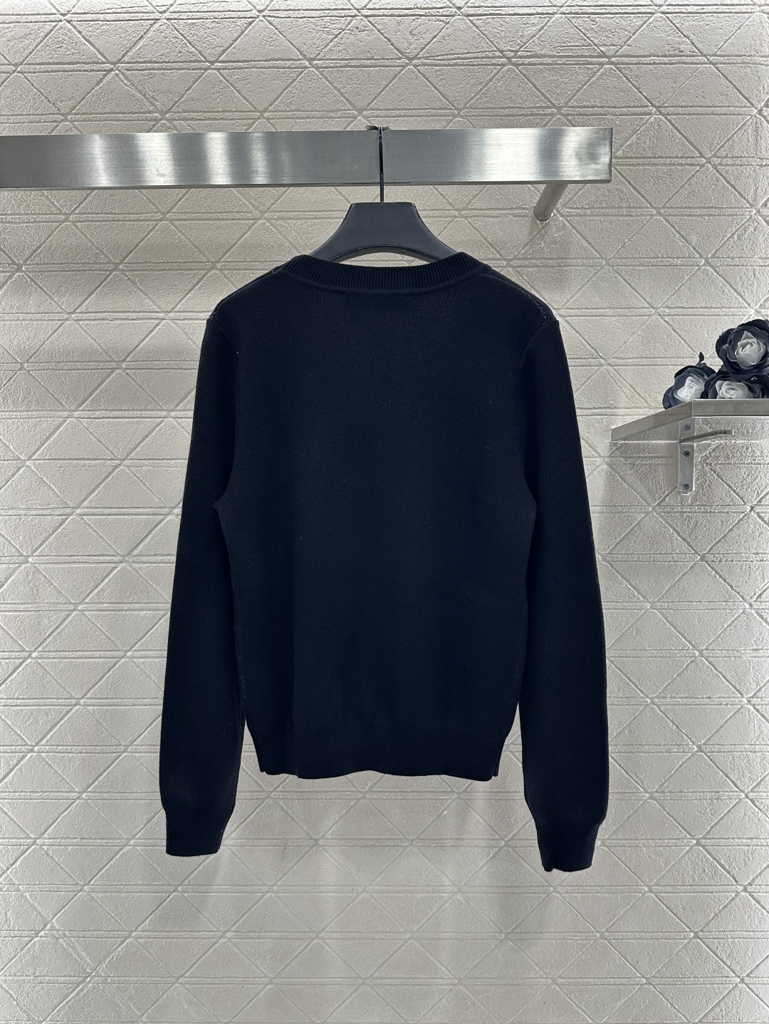 ♥Louis Vuitto*♥2025新品上架 提花字母针织开衫定制YB羊毛纱线织造，质感细腻，穿搭舒适