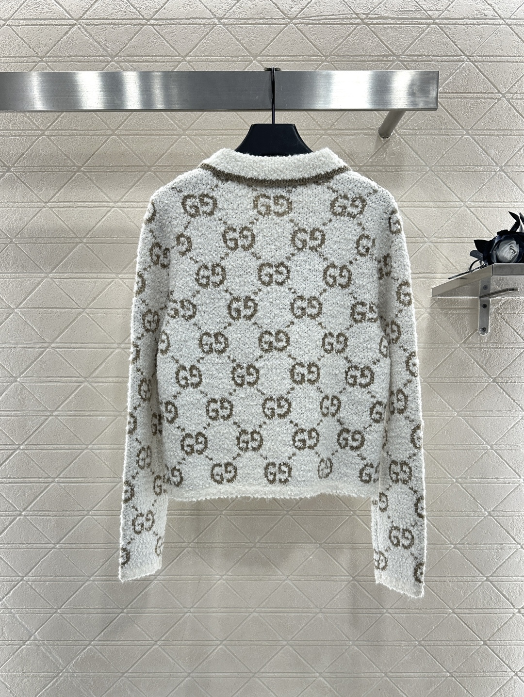 ♥Gucc*♥2025新品上架 提花针织上衣定制YB羊毛纱线织造，工艺处理，颗粒感明显，质感上乘，翻领针