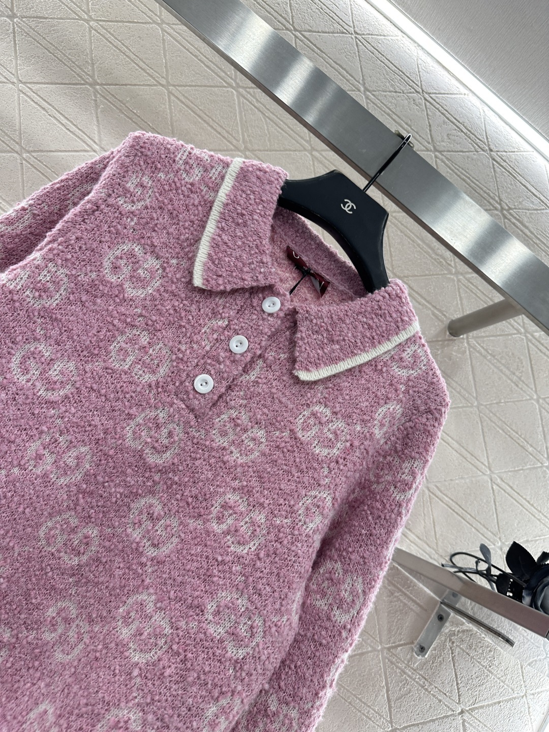 ♥Gucc*♥2025新品上架 提花针织上衣定制YB羊毛纱线织造，工艺处理，颗粒感明显，质感上乘，翻领针