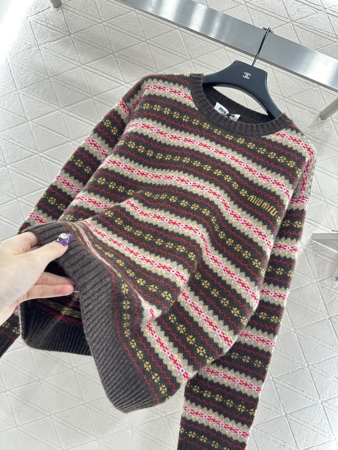 ♥Miumi*♥2025新品上架 撞色条纹圆领毛衣定制YB羊毛纱线织造，质感细腻，穿搭舒适，圆领套头毛衣