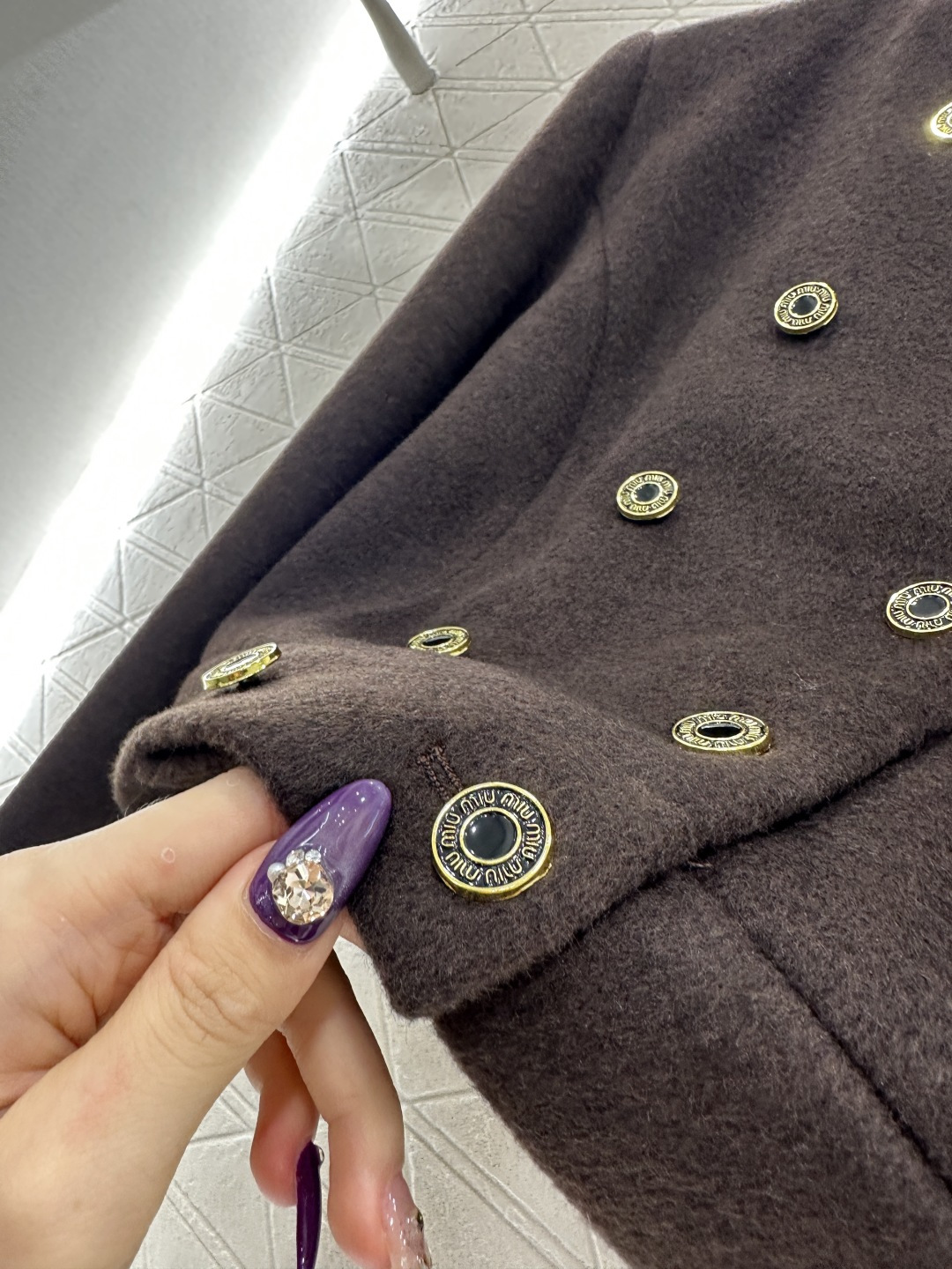 ♥Miumi*♥2025新品上架 立领外套长裤套装定制YB进口人棉材质，工艺处理，呈现出毛绒肌理，柔软细