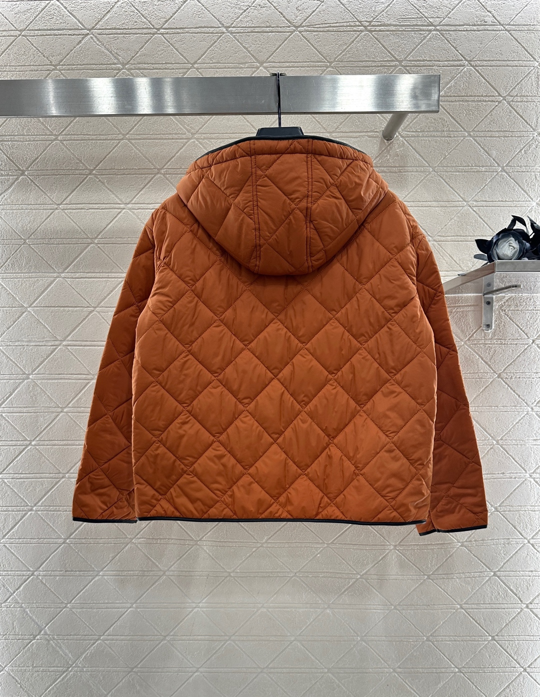 ♥Prad*♥2025新品上架 拼皮口袋连帽棉服外套定制YB进口防风防水尼龙材质，羽绒棉填充内里，整件轻