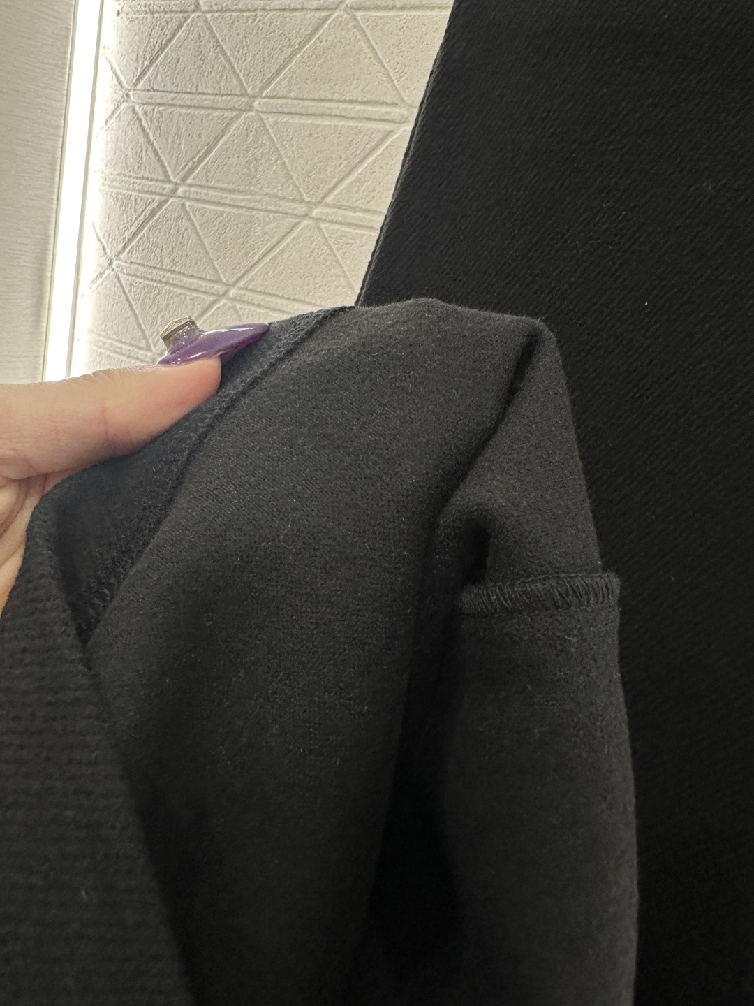 ♥Chane*♥2025新品上架 高腰抽绳阔腿长裤定制YB进口羊毛混纺材质，面料柔软舒适，光泽细腻，高腰