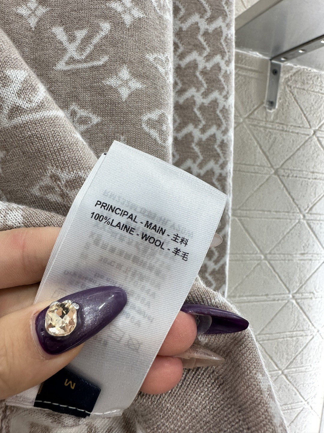 ♥Louis vuitto*♥2025新品上架 提花圆领长袖毛衣定制YB羊毛针织材质，质感高级，舒适柔软