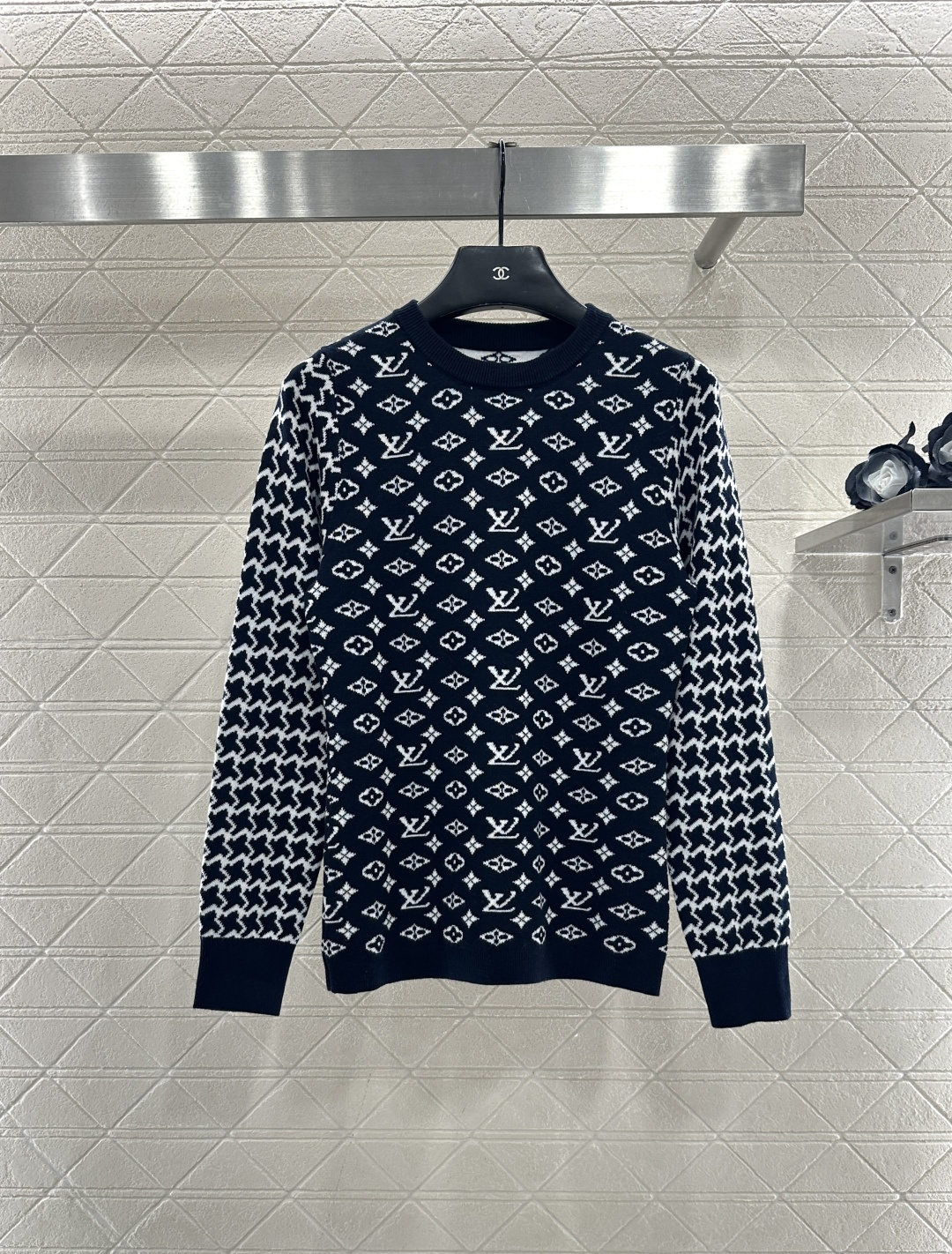 ♥Louis vuitto*♥2025新品上架 提花圆领长袖毛衣定制YB羊毛针织材质，质感高级，舒适柔软