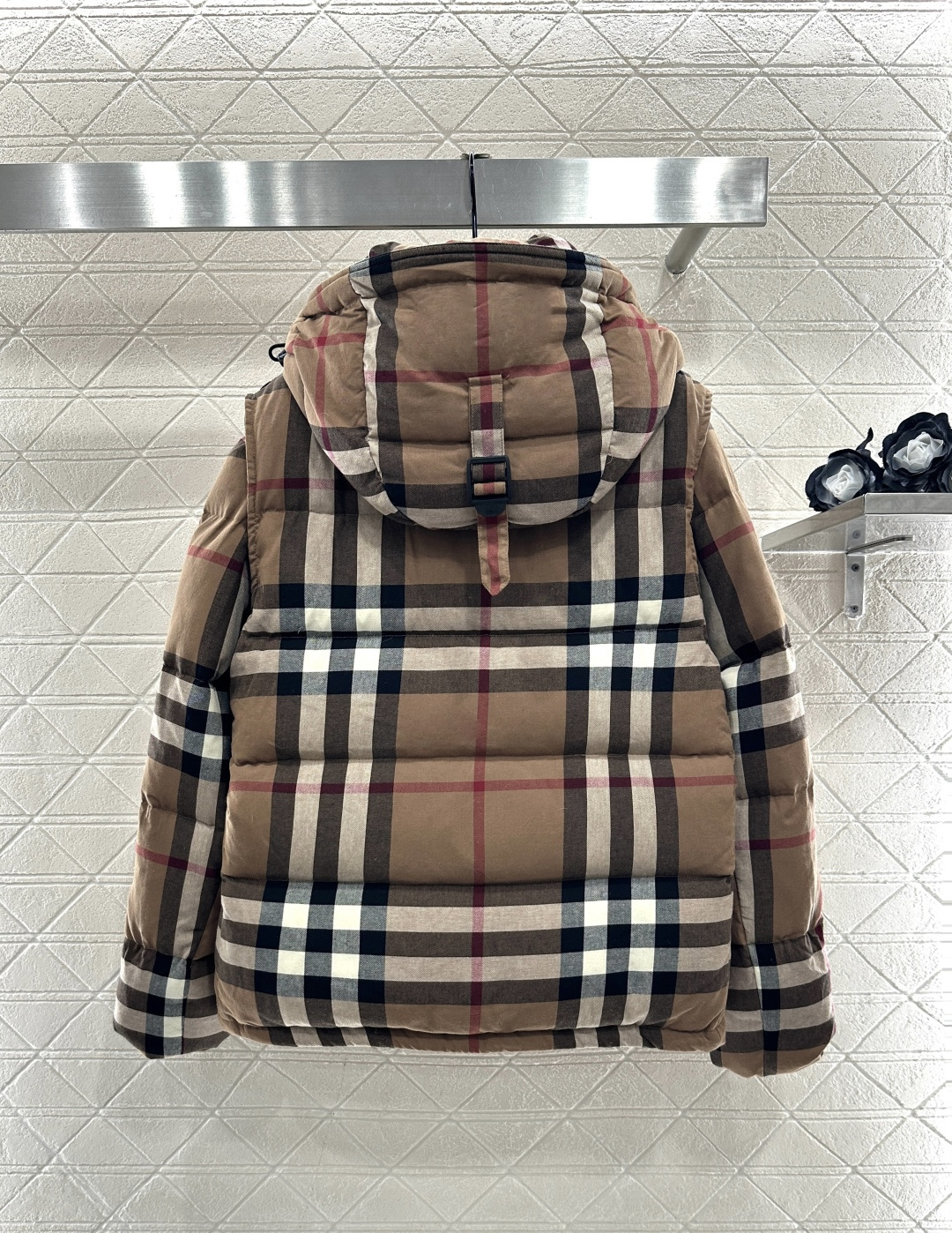 ♥BBR*♥2025新品上架可拆卸两穿连帽格纹羽绒服定制YB棉毛材质，质感上乘，穿搭舒适，可拆卸连帽外套