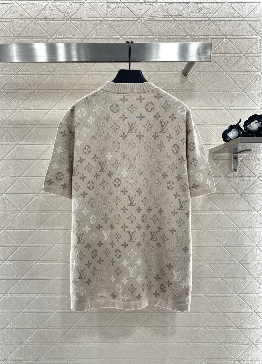 ♥Louis Vuitto*♥2025新品上架 字母提花针织短袖定制YB全棉纱线织造，质感高级，舒适柔软