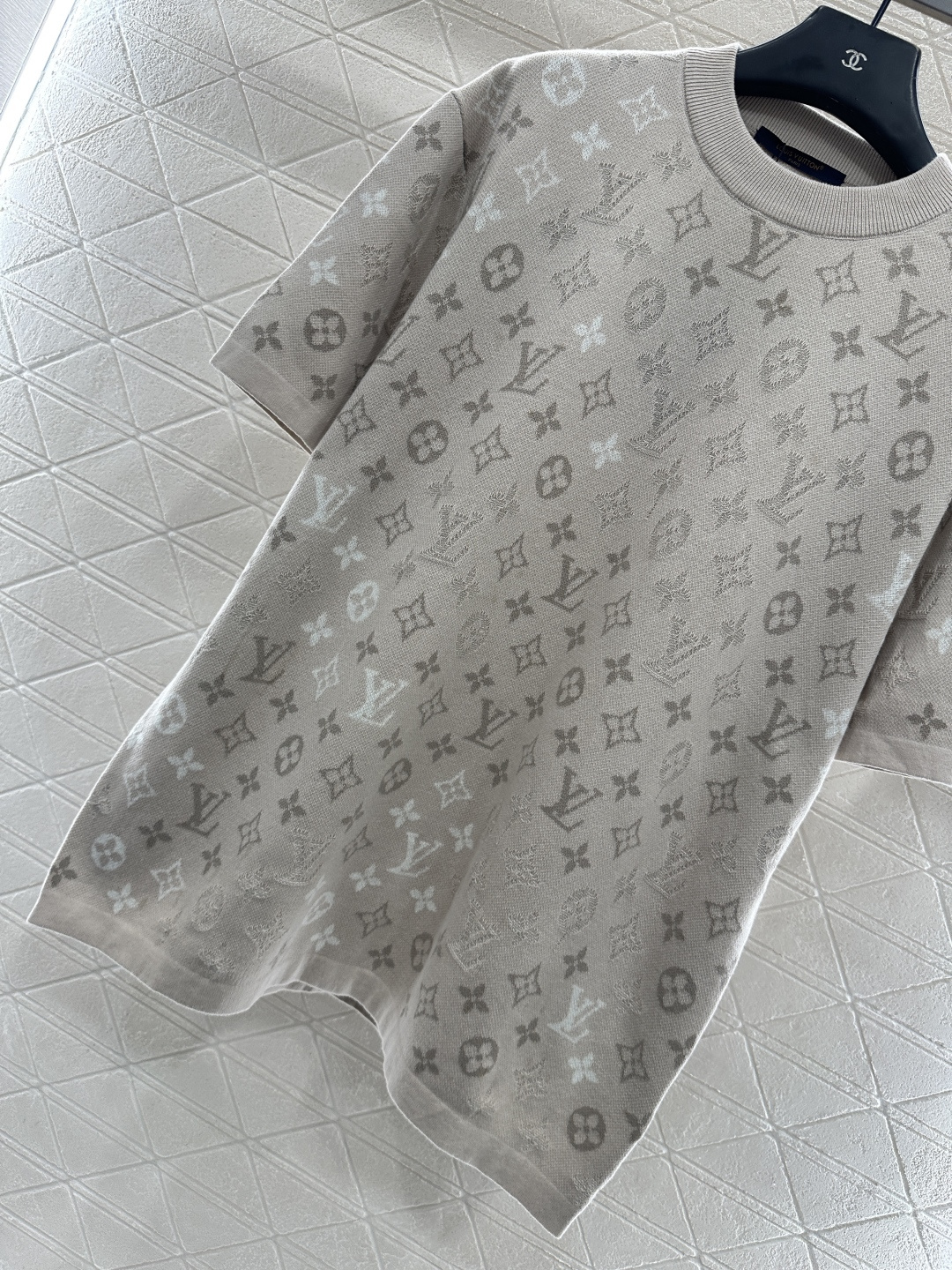 ♥Louis Vuitto*♥2025新品上架 字母提花针织短袖定制YB全棉纱线织造，质感高级，舒适柔软