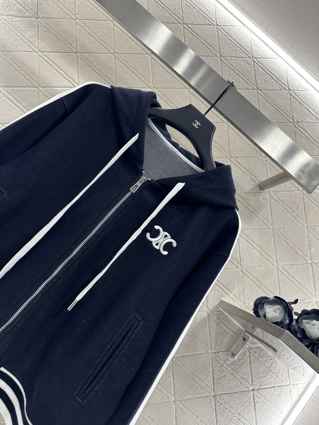 ♥Celin*♥2025新品上架 连帽织带外套长裤套装定制YB进口羊毛混纺材质，秋冬保暖厚度，舒适有型，