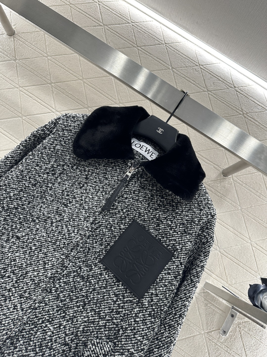 ♥Loew*♥2025新品上架 皮毛领毛呢外套定制YB进口毛呢材质，肌理明显，翻领拉链外套，质感高级，短