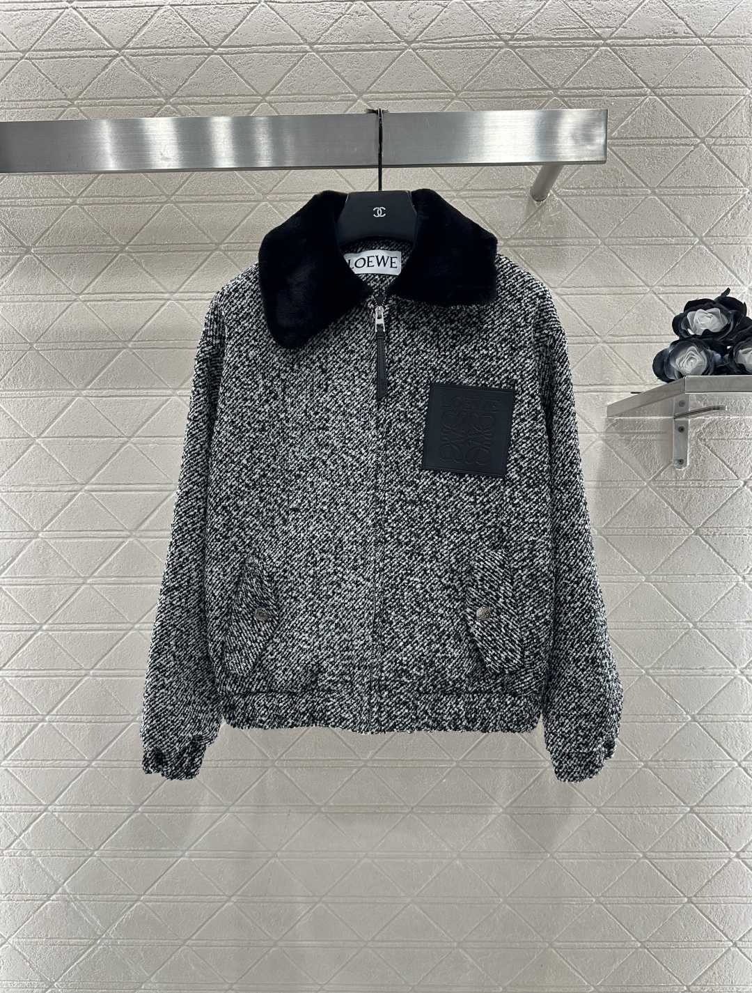 ♥Loew*♥2025新品上架 皮毛领毛呢外套定制YB进口毛呢材质，肌理明显，翻领拉链外套，质感高级，短