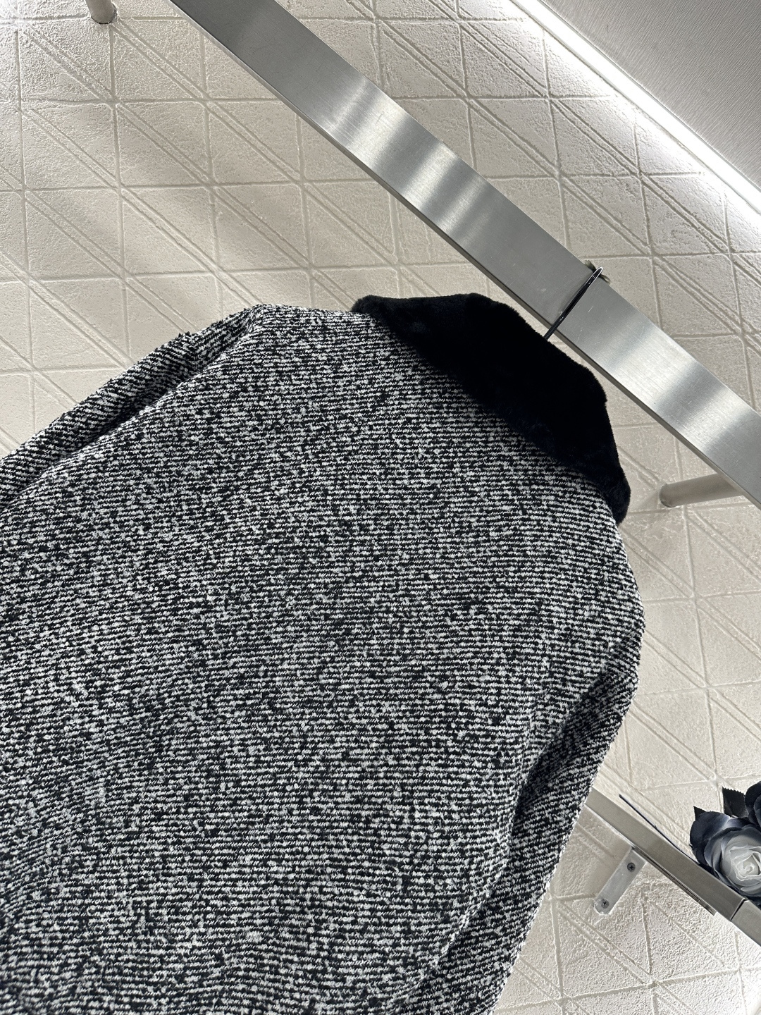 ♥Loew*♥2025新品上架 皮毛领毛呢外套定制YB进口毛呢材质，肌理明显，翻领拉链外套，质感高级，短