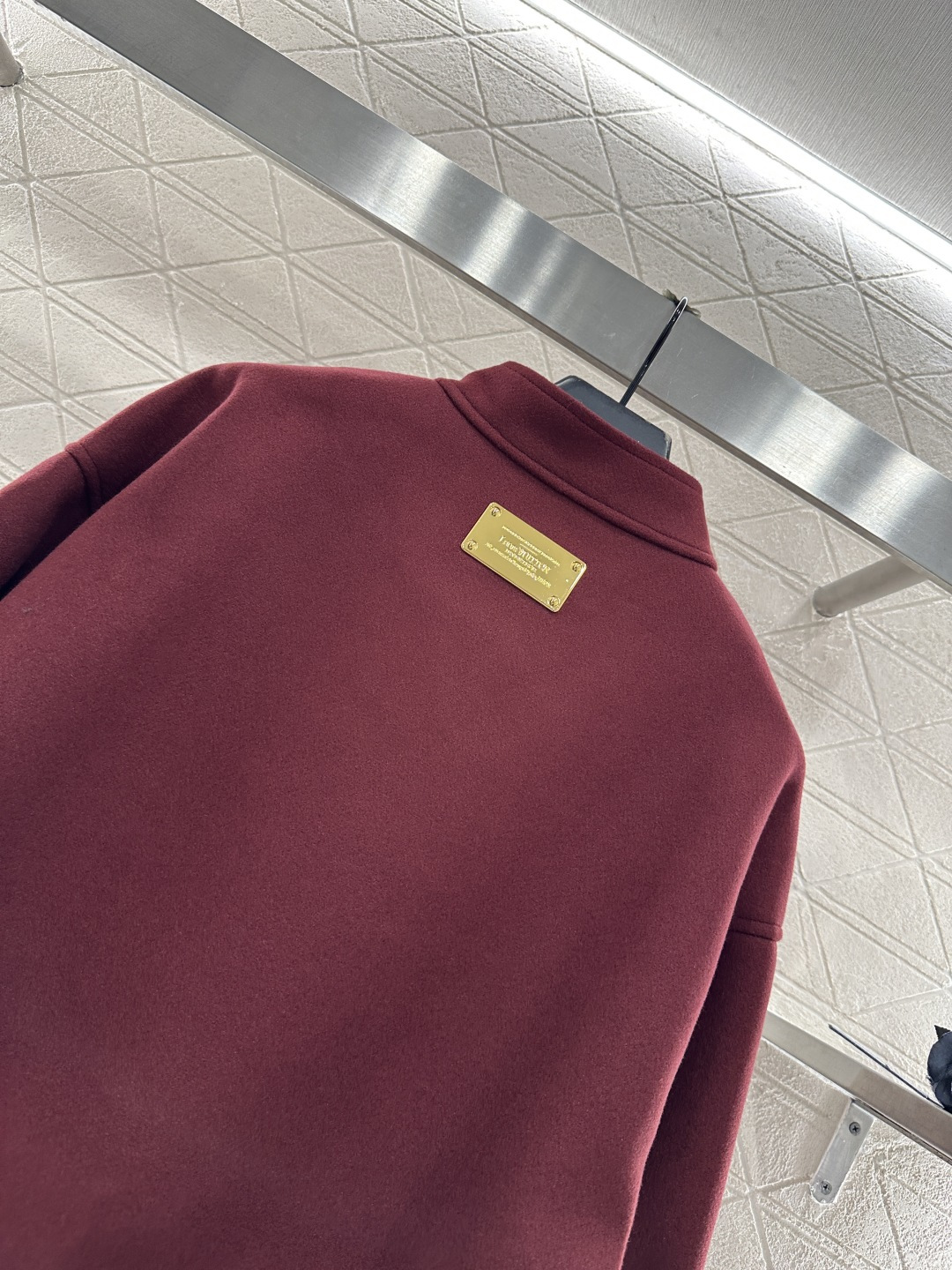 ♥Louis Vuitto*♥2025新品上架 口袋按扣夹克外套定制YB进口毛呢材质，质感光泽，挺括有型