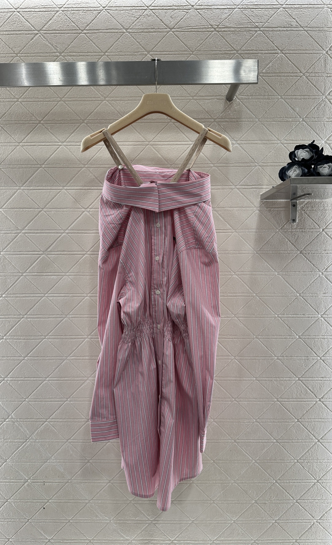 ♥Miumi*♥2025新品上架 多种穿法条纹衬衫连衣裙定制YB斜纹全棉材质，质感舒适，垂顺有型，纽扣衬