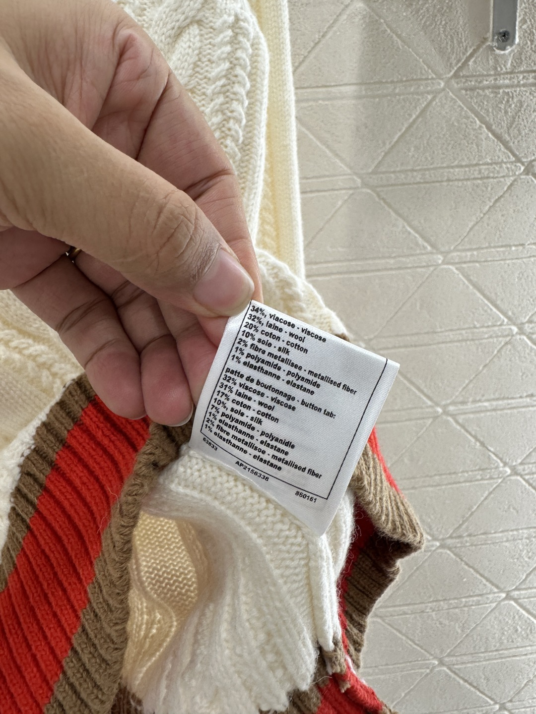 ♥Chane*♥2025新品上架 翻领针织上衣定制YB羊绒纱线织造，细腻柔软，穿搭舒适，翻领上衣领口和袖