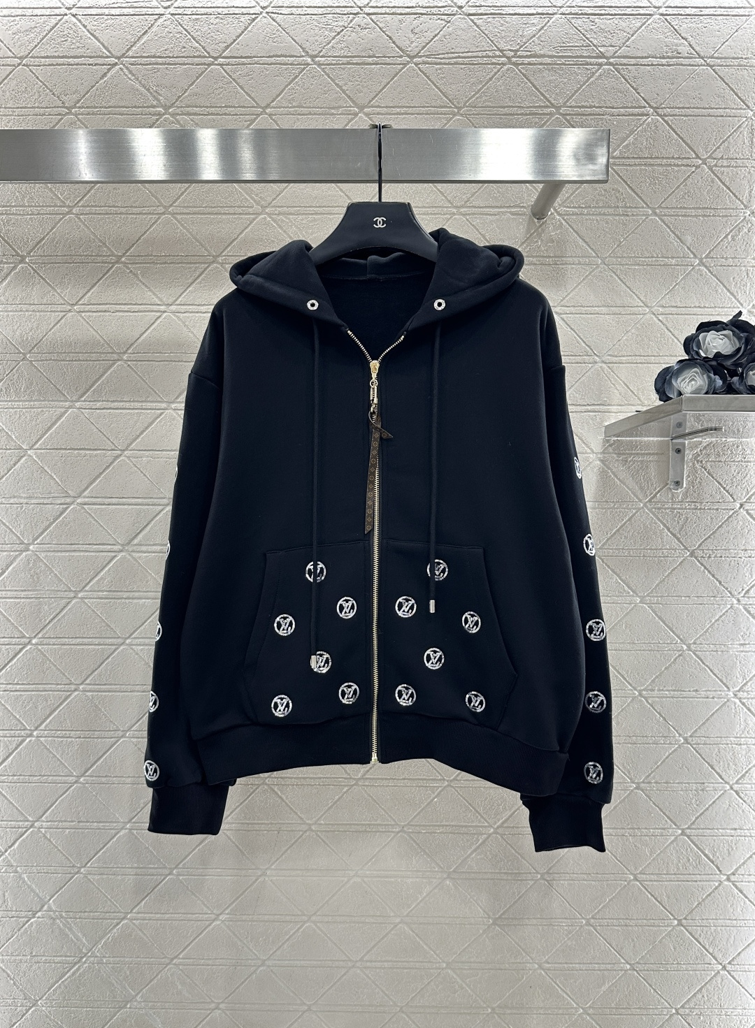 ♥Louis vuitto*♥2025新品上架 连帽亮片徽标外套长裤套装定制YB斜纹全棉材质，秋冬保暖厚