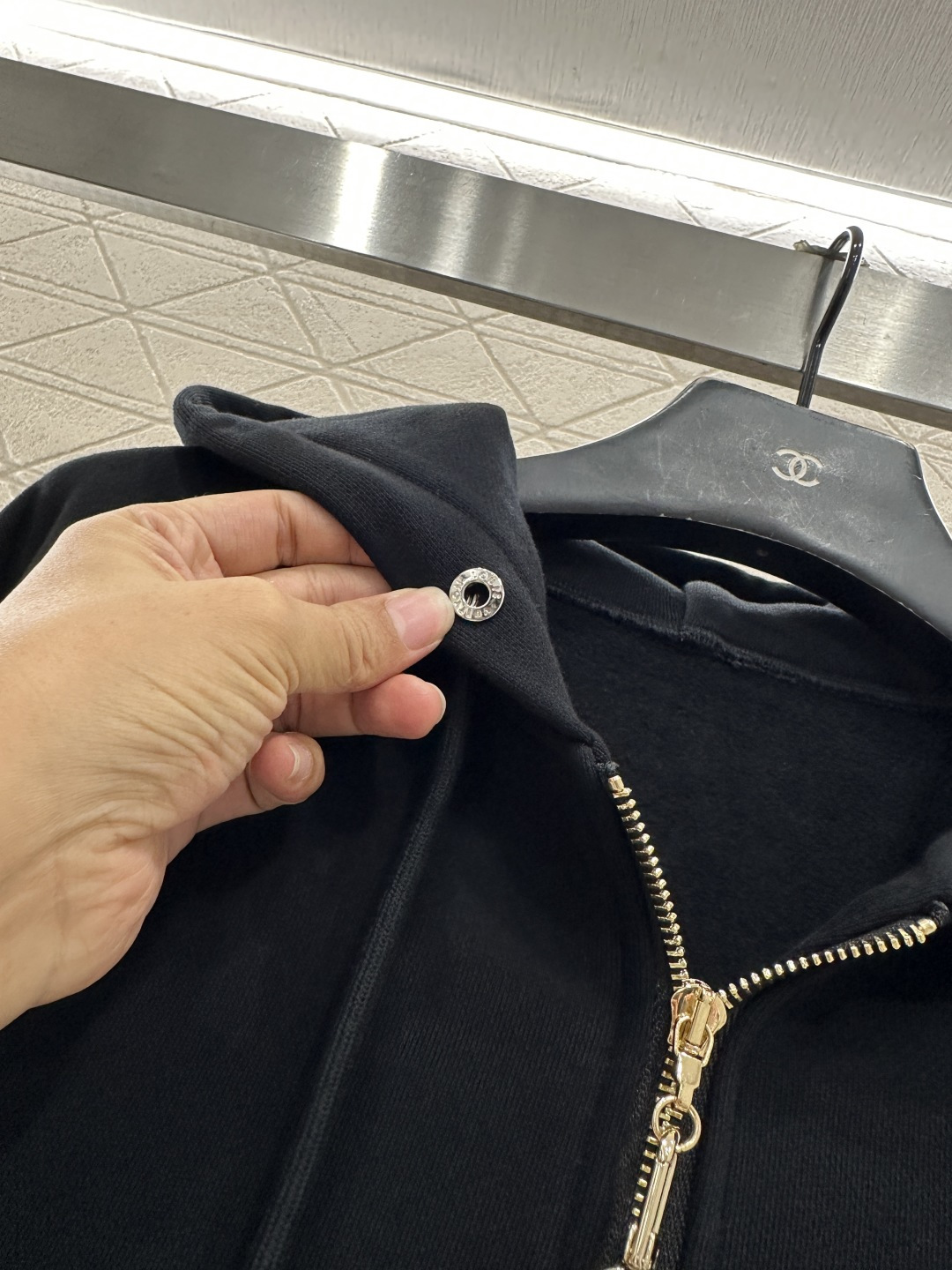 ♥Louis vuitto*♥2025新品上架 连帽亮片徽标外套长裤套装定制YB斜纹全棉材质，秋冬保暖厚