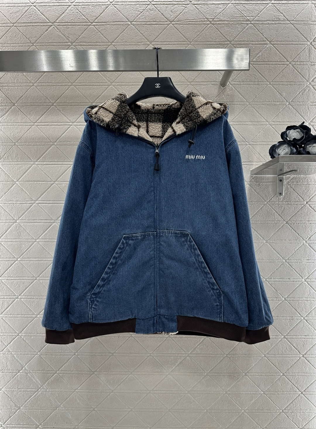 ♥Miumi*♥2025新品上架 两面穿连帽泰迪羊羔外套定制YB泰迪羊羔绒➕斜纹牛仔材质，毛量充足，防风