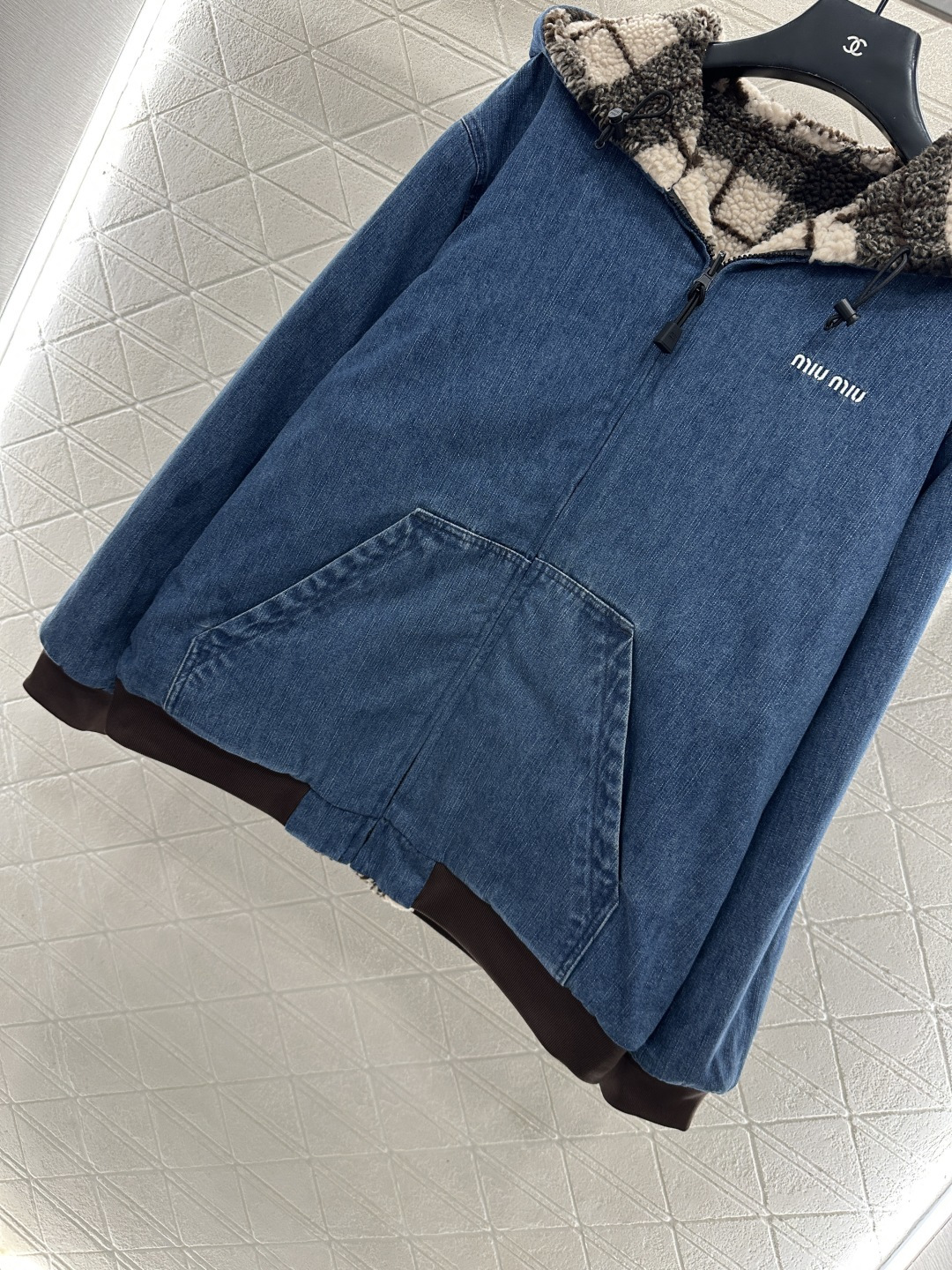 ♥Miumi*♥2025新品上架 两面穿连帽泰迪羊羔外套定制YB泰迪羊羔绒➕斜纹牛仔材质，毛量充足，防风