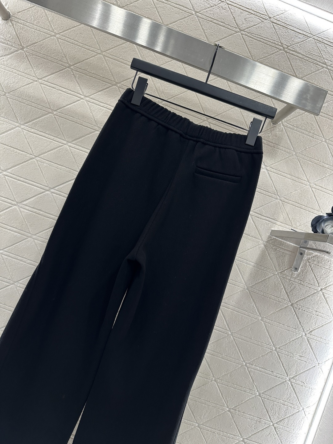 ♥Chane*♥2025新品上架 高腰阔腿长裤定制YB进口羊毛混纺材质，面料柔软舒适，光泽细腻，高腰阔腿