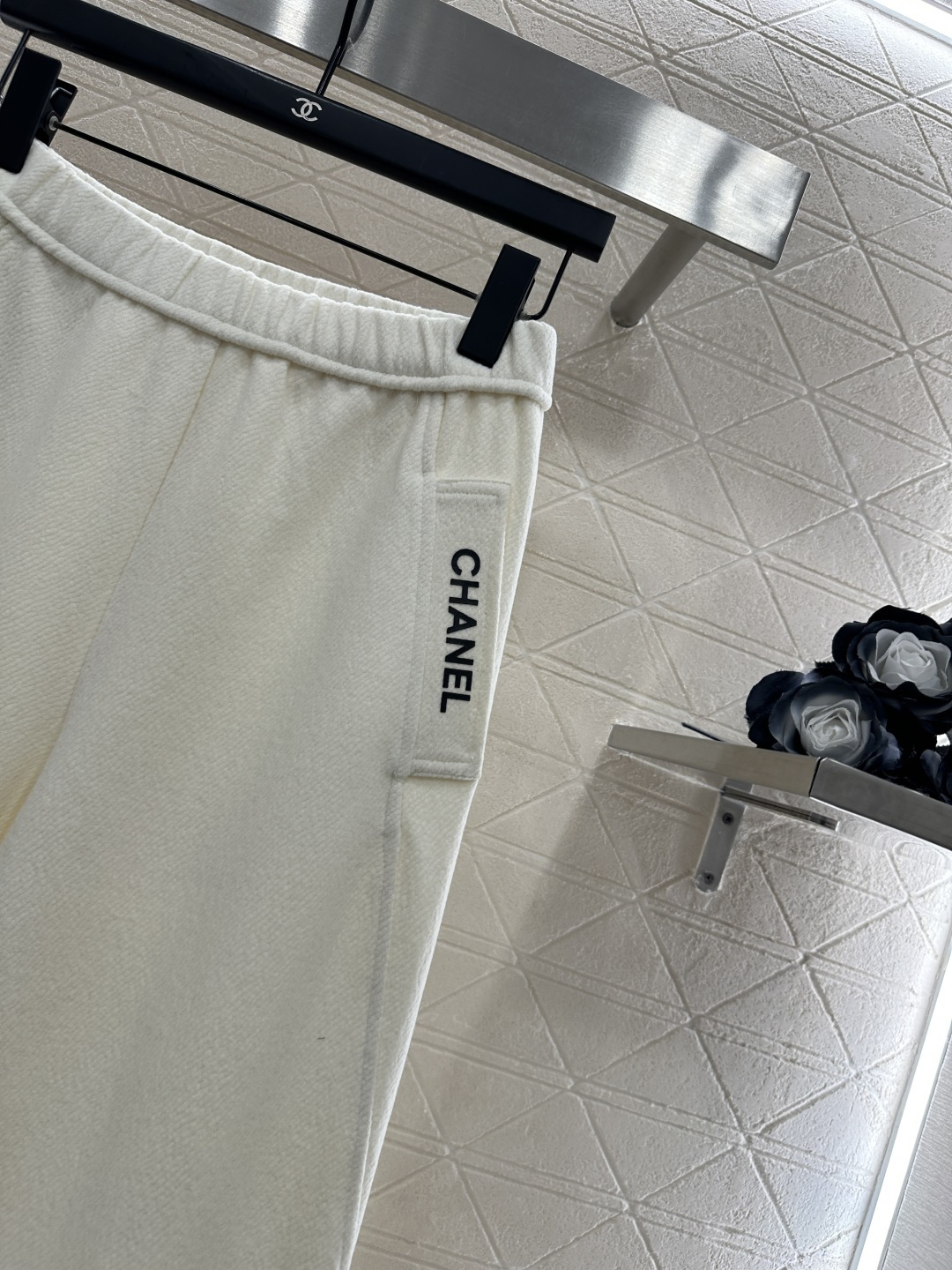 ♥Chane*♥2025新品上架 高腰阔腿长裤定制YB进口羊毛混纺材质，面料柔软舒适，光泽细腻，高腰阔腿