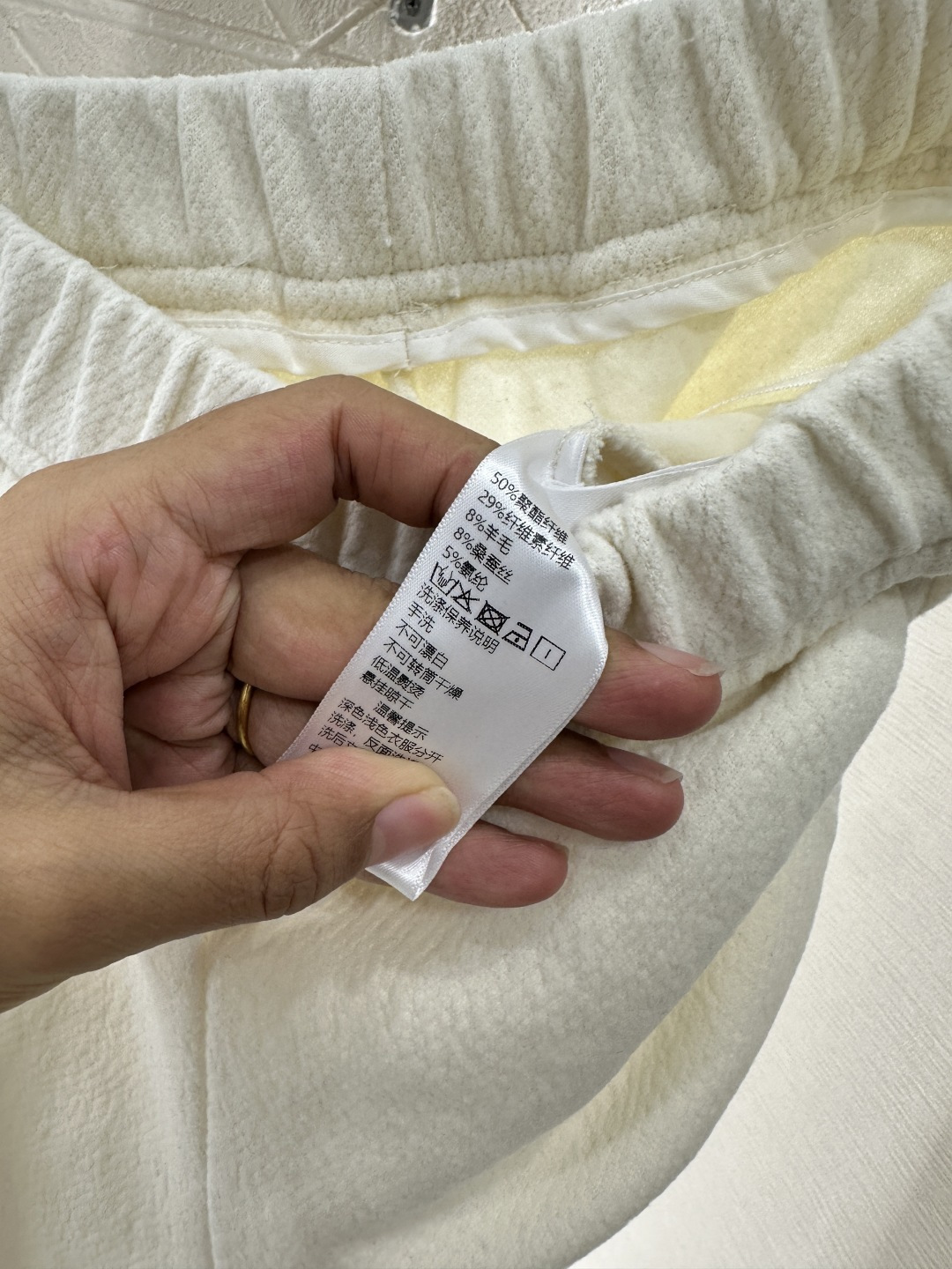 ♥Chane*♥2025新品上架 高腰阔腿长裤定制YB进口羊毛混纺材质，面料柔软舒适，光泽细腻，高腰阔腿