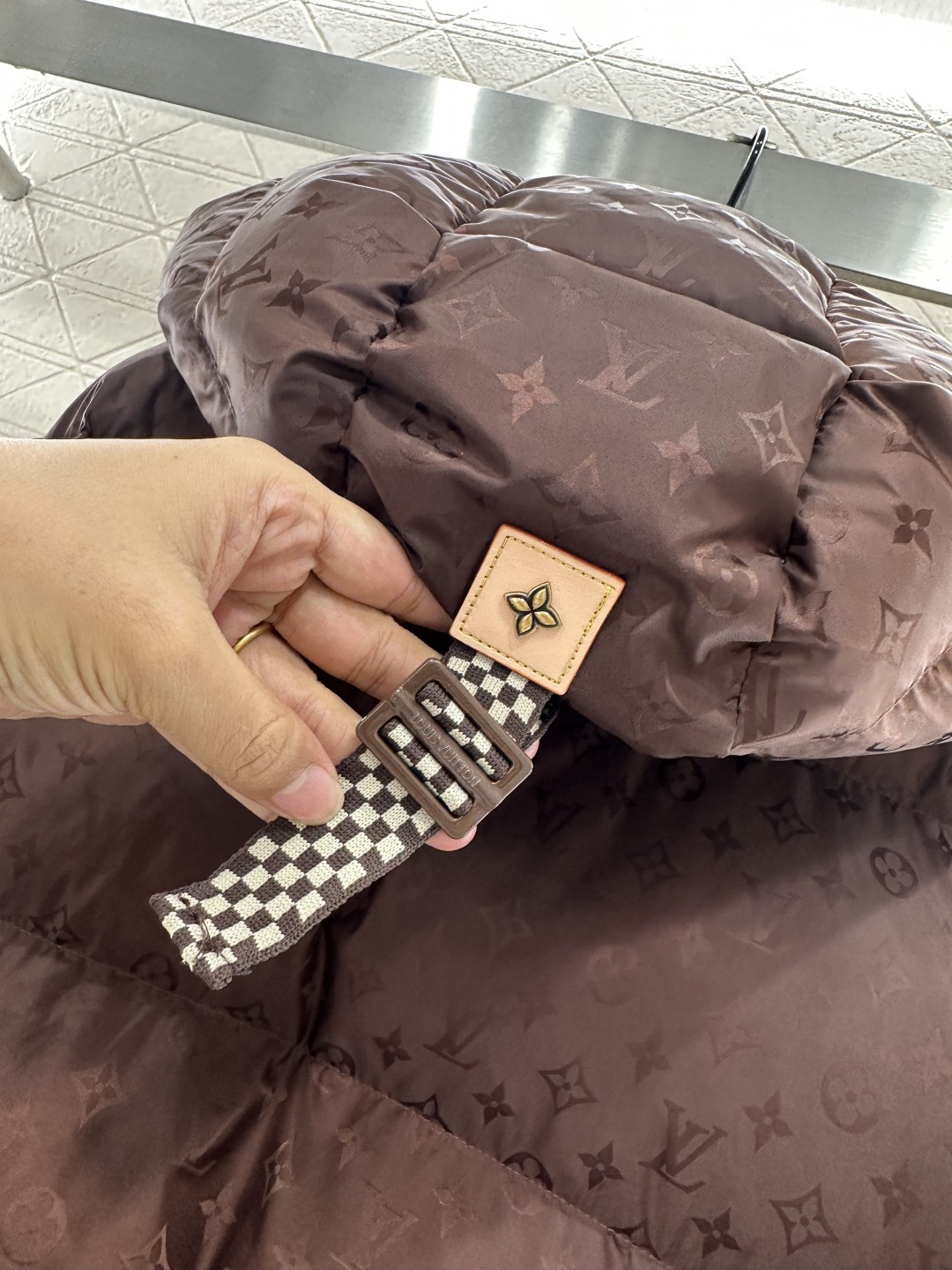 ♥Louis vuitto*♥2025新品上架 可拆卸连帽提花羽绒服最新滑雪🎿系列#定制YB进口防风防水