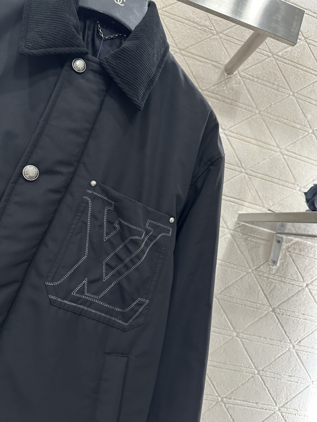 ♥Louis Vuitto*♥2025新品上架 灯芯绒领棉服外套定制YB防风防水尼龙➕灯芯绒材质，羽绒棉