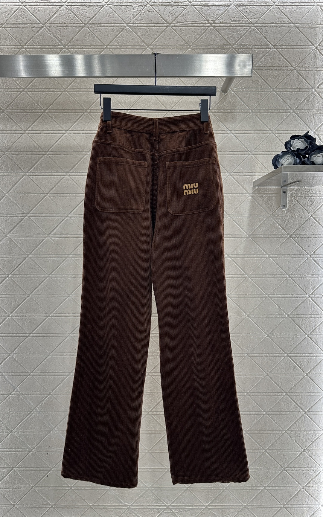 ♥Miumi*♥2025新品上架 灯芯绒夹克外套长裤套装定制YB进口灯芯绒材质，质感细腻，挺括有型，翻领