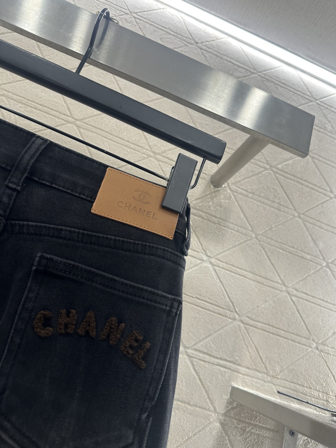 ♥Chane*♥2025新品上架 复古牛仔微喇长裤定制YB斜纹棉牛仔材质，舒适弹力，穿搭有型，弹力微喇长