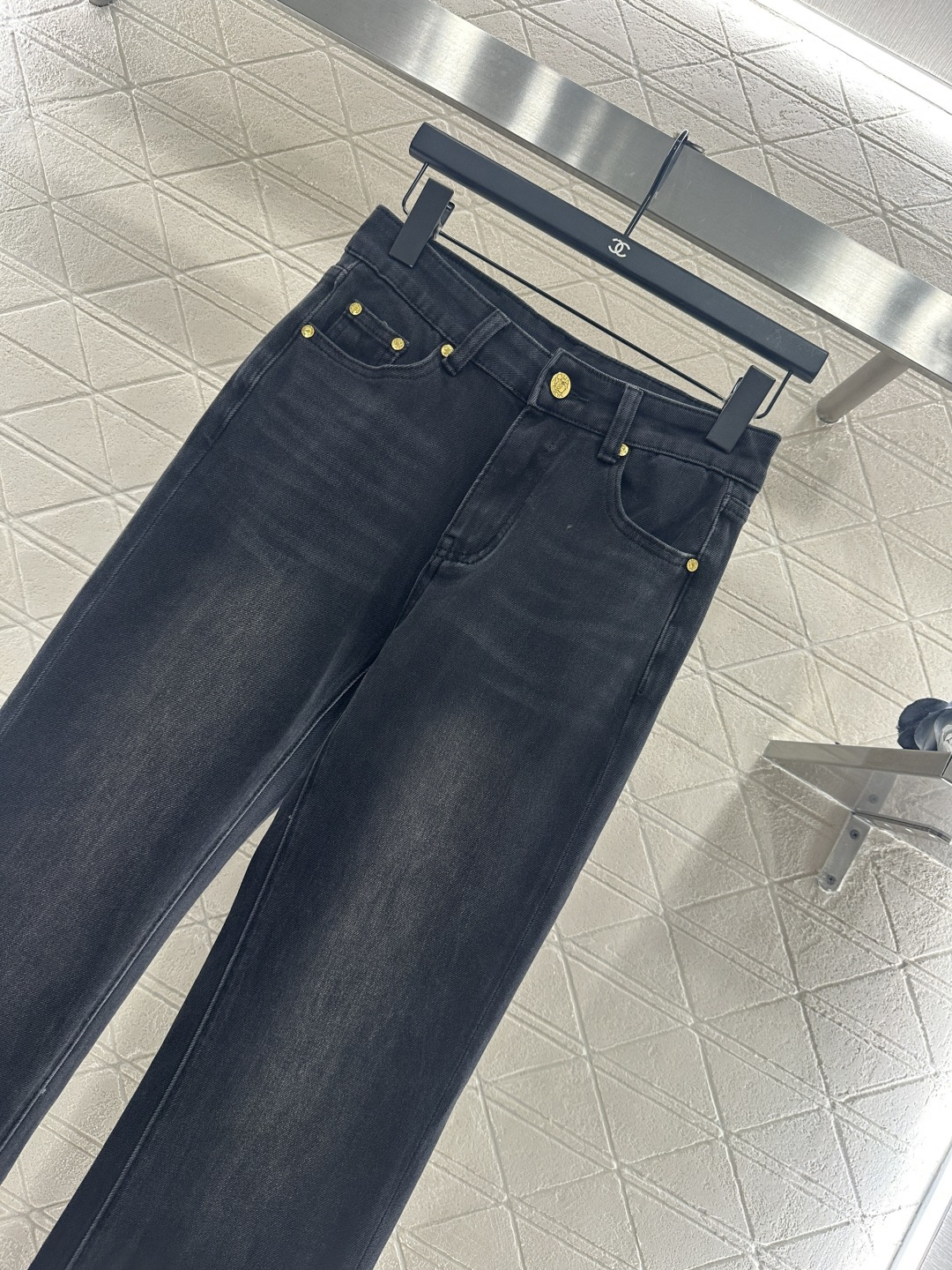 ♥Chane*♥2025新品上架 复古牛仔微喇长裤定制YB斜纹棉牛仔材质，舒适弹力，穿搭有型，弹力微喇长