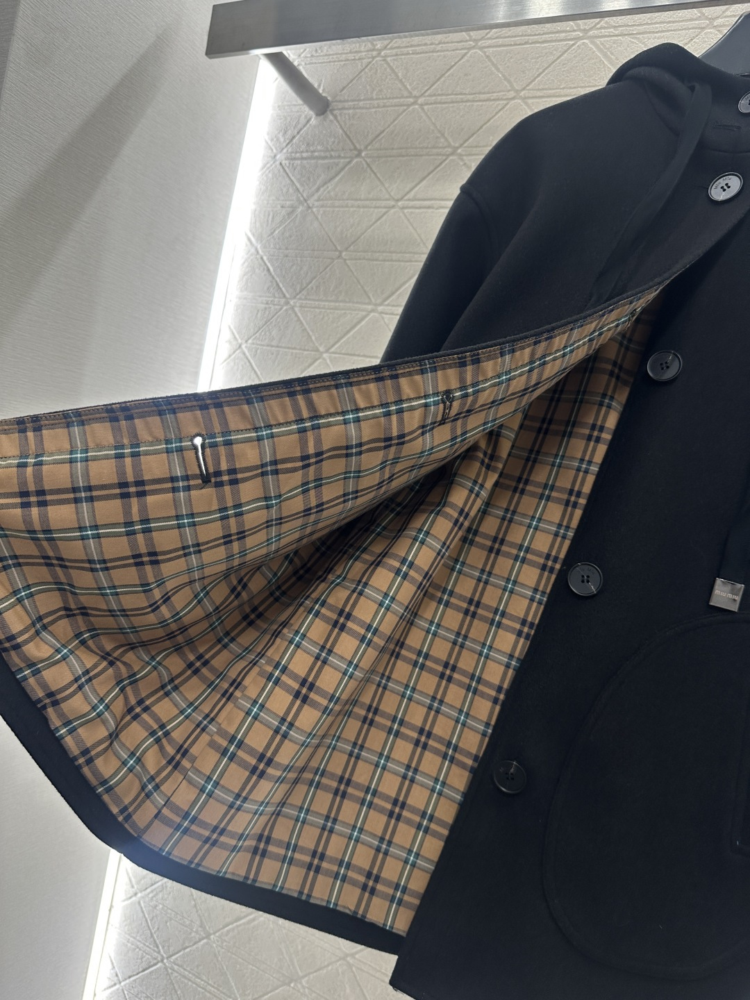 ♥Miumi*♥2025新品上架 连帽抽绳大衣外套定制YB进口毛呢材质，工艺处理，毛感明显，御寒满分，连