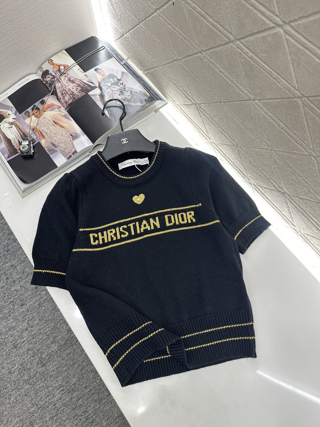 ♥Dio*♥2025新品上架 泡泡袖针织上衣定制YB羊毛纱线织造，柔软舒适，洋气显瘦，圆领泡泡袖毛衣剪裁